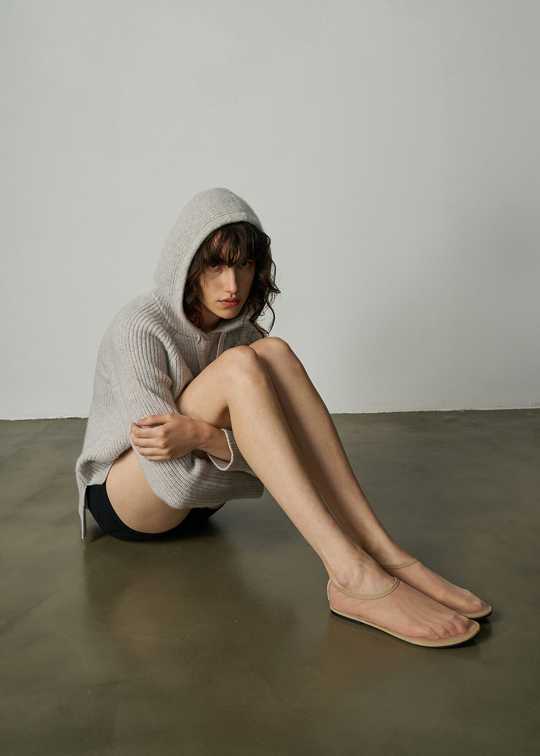 N.10 CASHMERE HOODIE