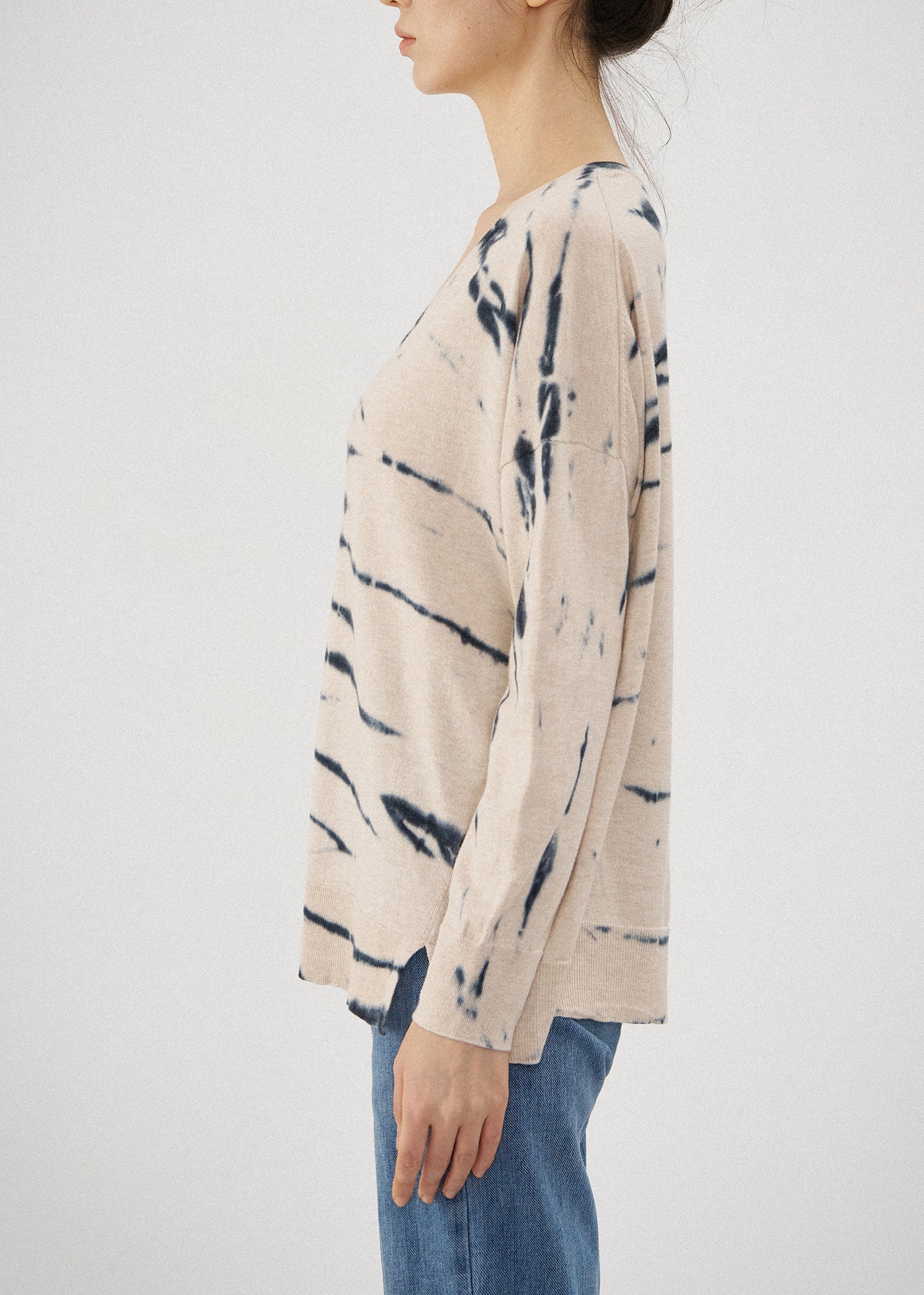 N.2103D CLASSIC DYE V-NECK