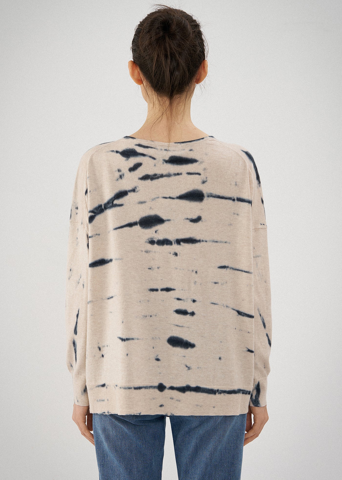 N.2103D CLASSIC DYE V-NECK