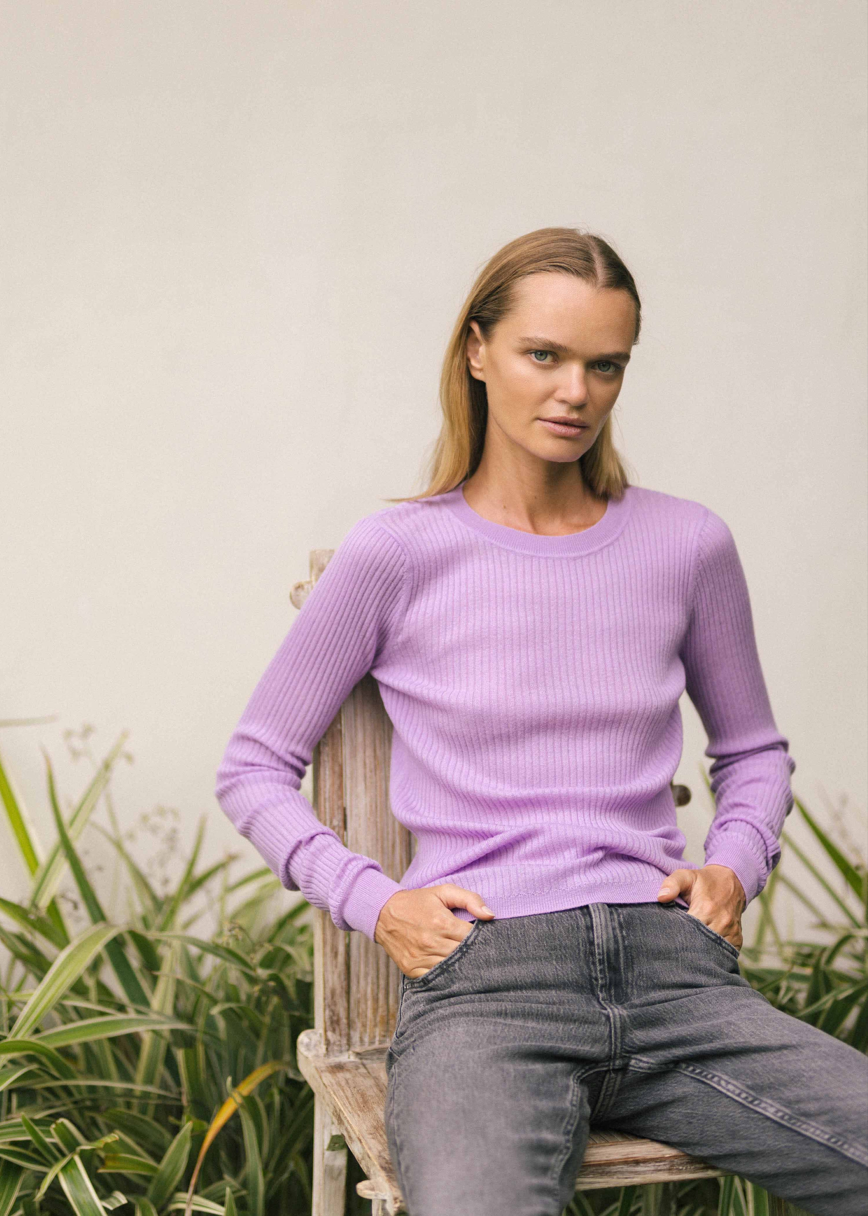 N.78 KEYHOLE DETAIL RIB CREW - Only XS Left