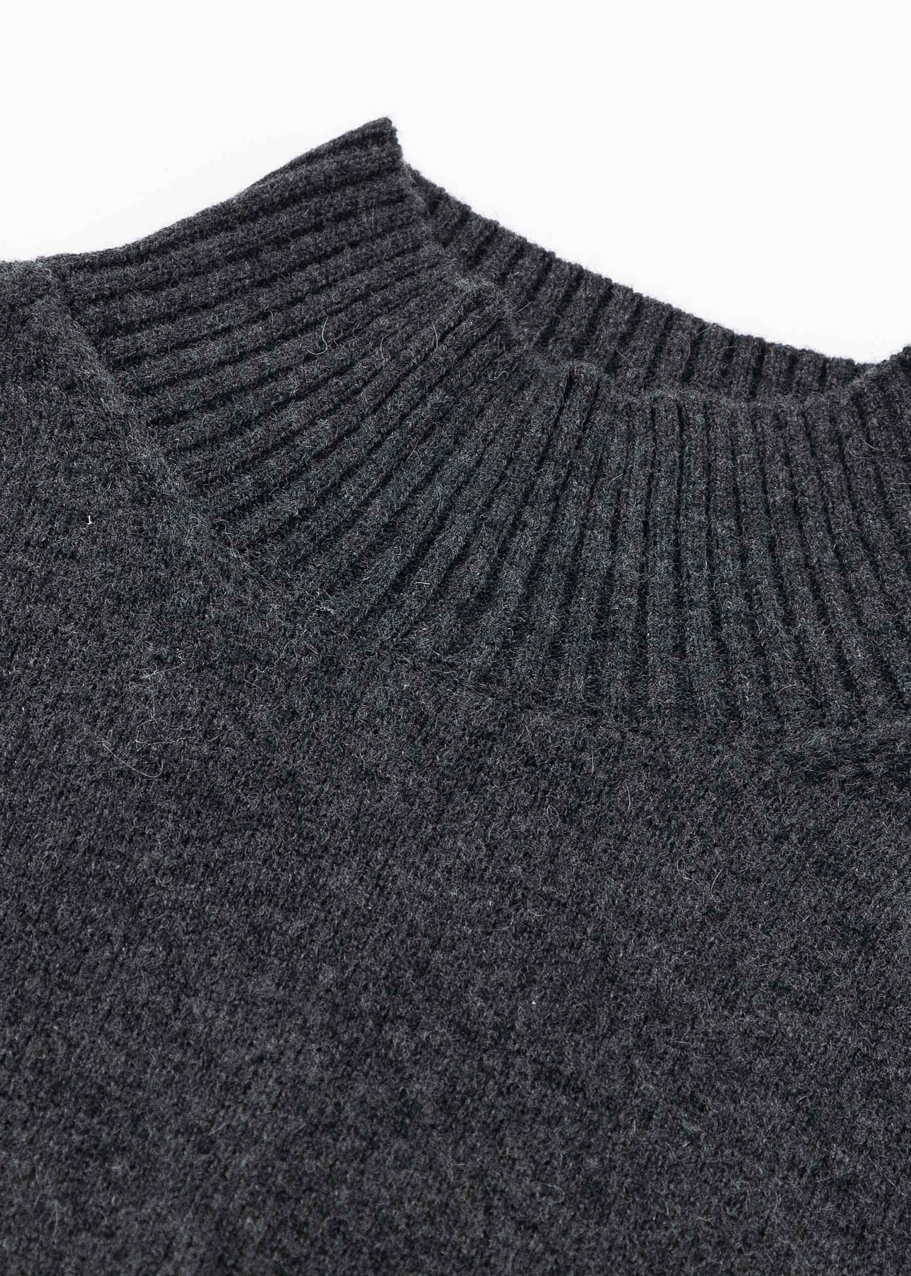 N.121 FUNNEL NECK - XS, L Left