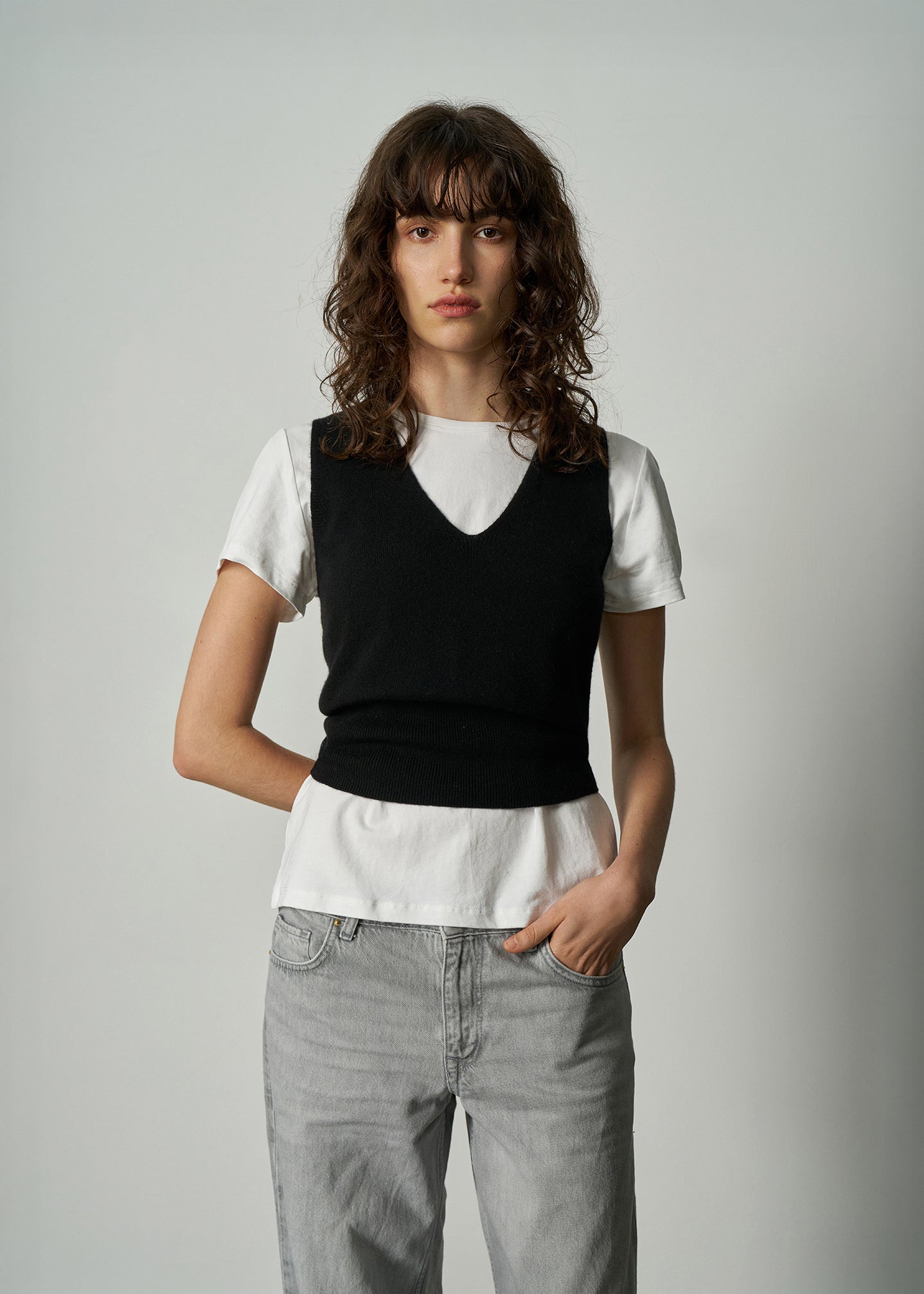 N.35 CASHMERE LOW V TANK