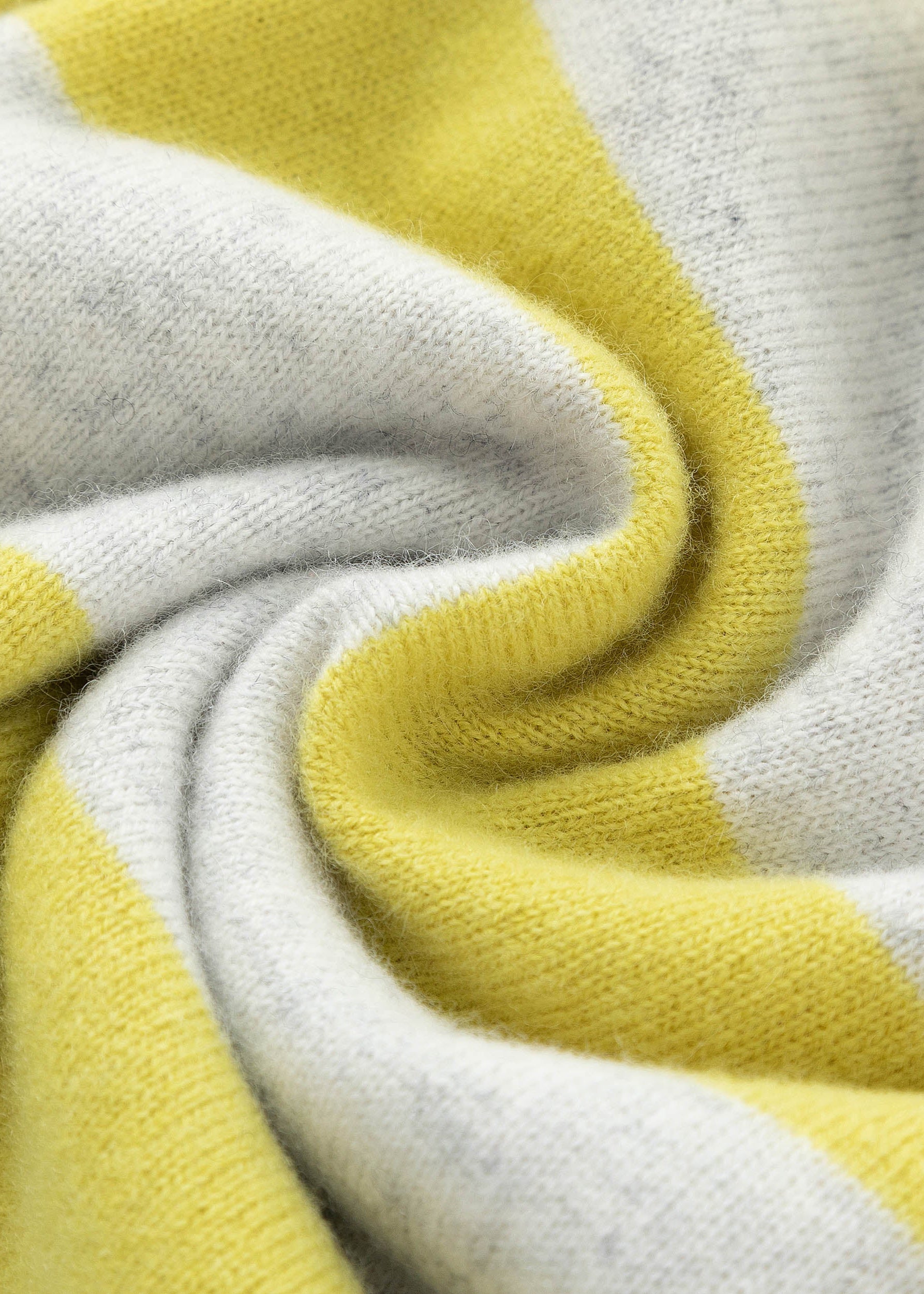 N.79 DISTRESS DETAIL STRIPE CARDI - Only S Left
