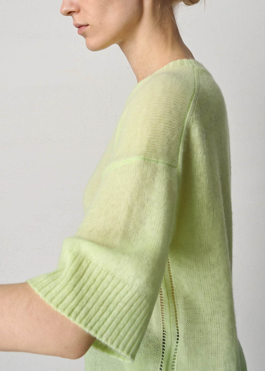 273 CASHMERE FEATHERWEIGHT TOP LME