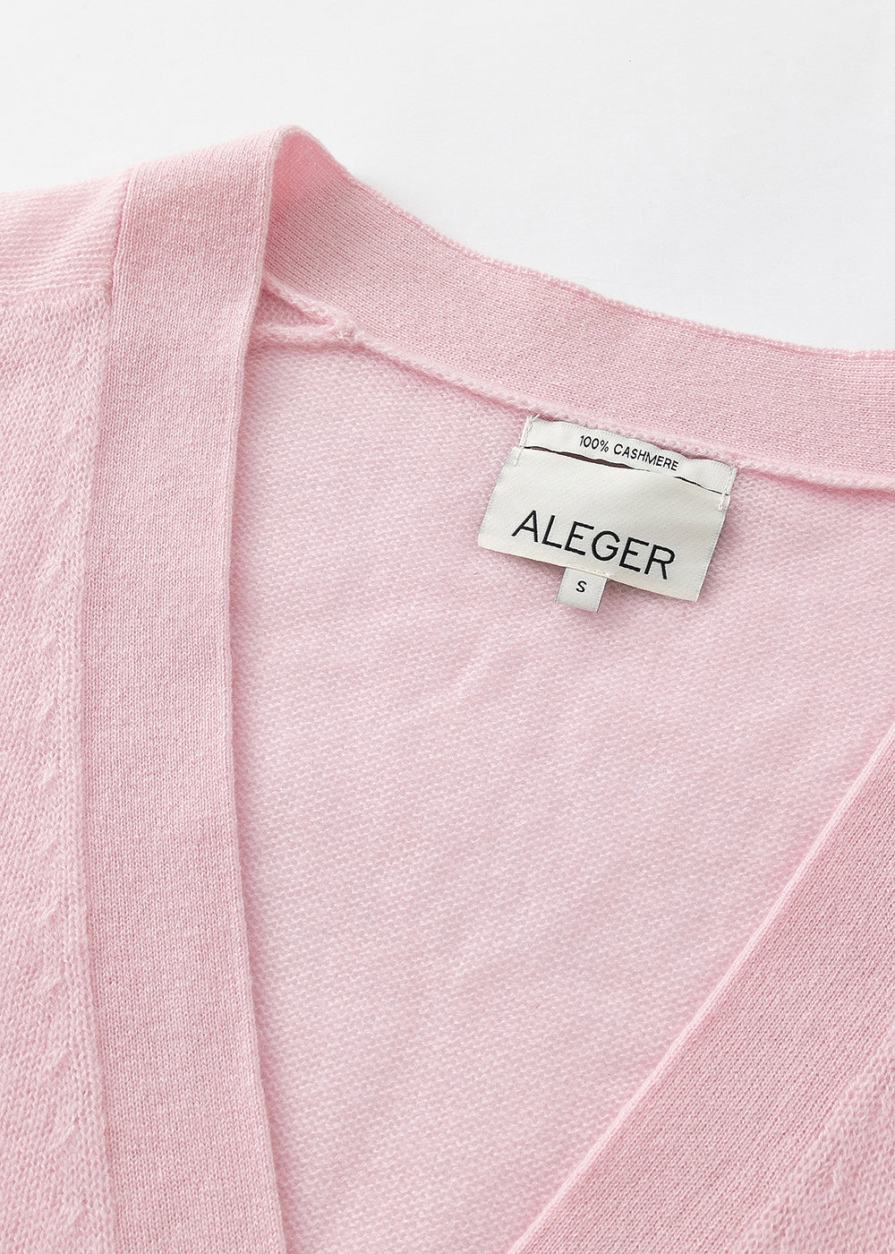 N.2275 CASHMERE FEATHERWEIGHT CARDI