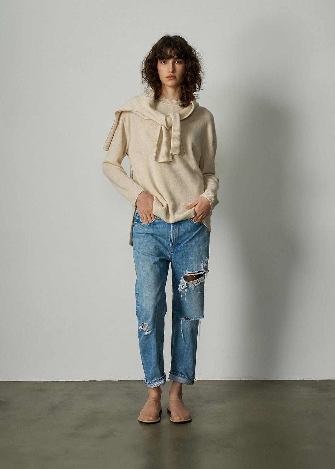 N.284 CASHMERE OVERSIZED LONG LINE CREW