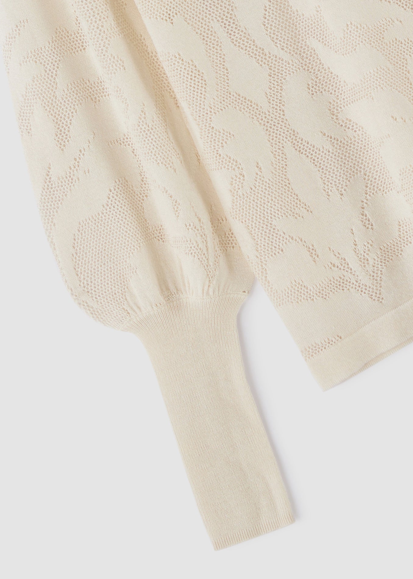 N.2343 FLORA BELL SLEEVE