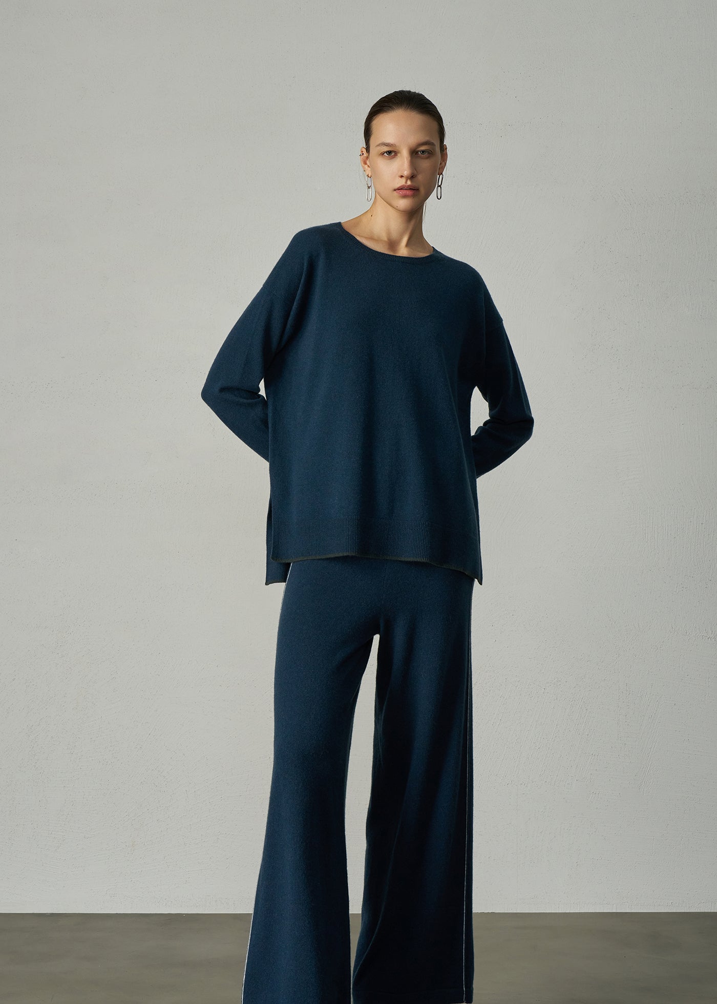497 CASHMERE BLEND SIDE STITCH PANT SBE