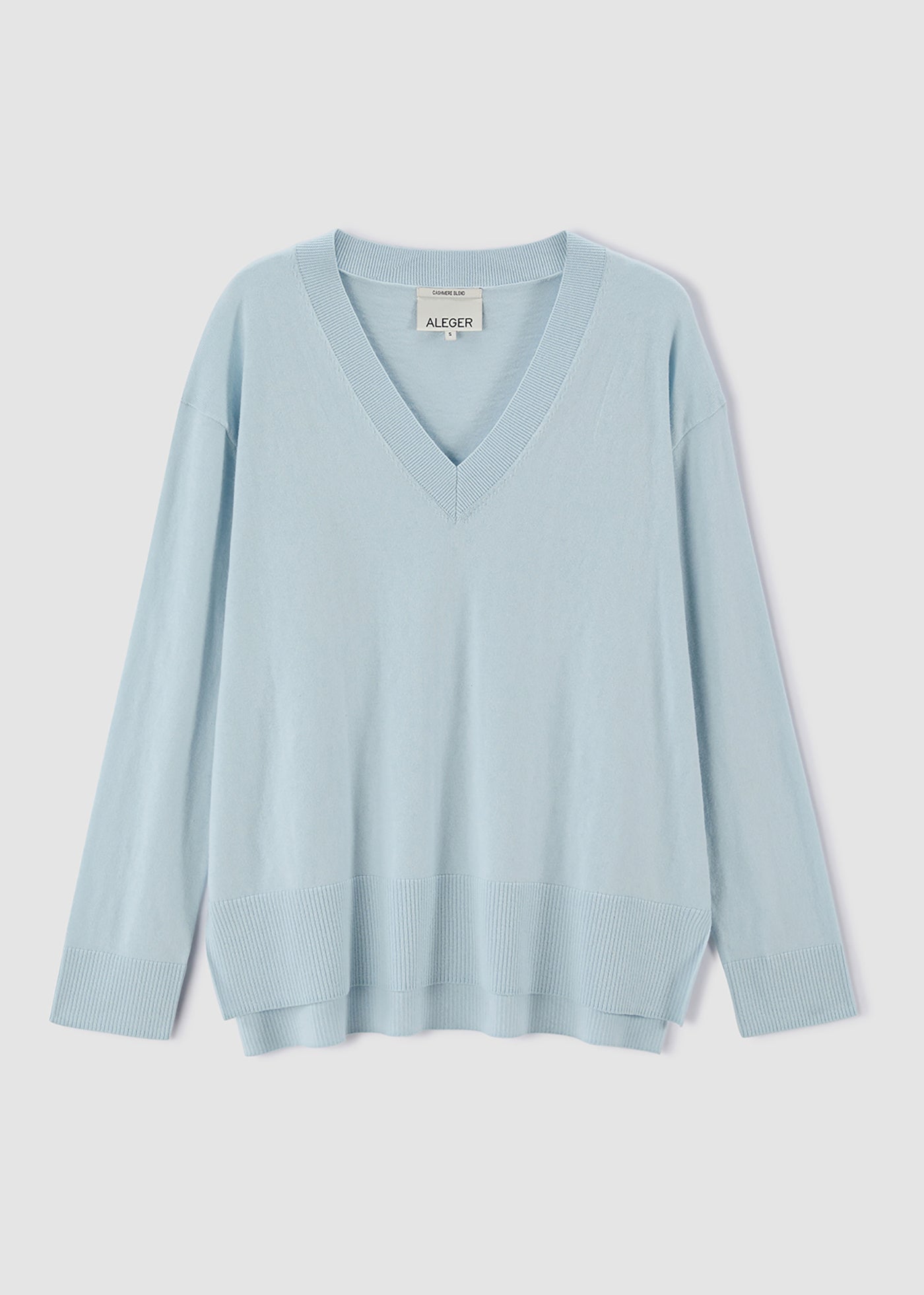 N.2404 LONG LINE V-NECK