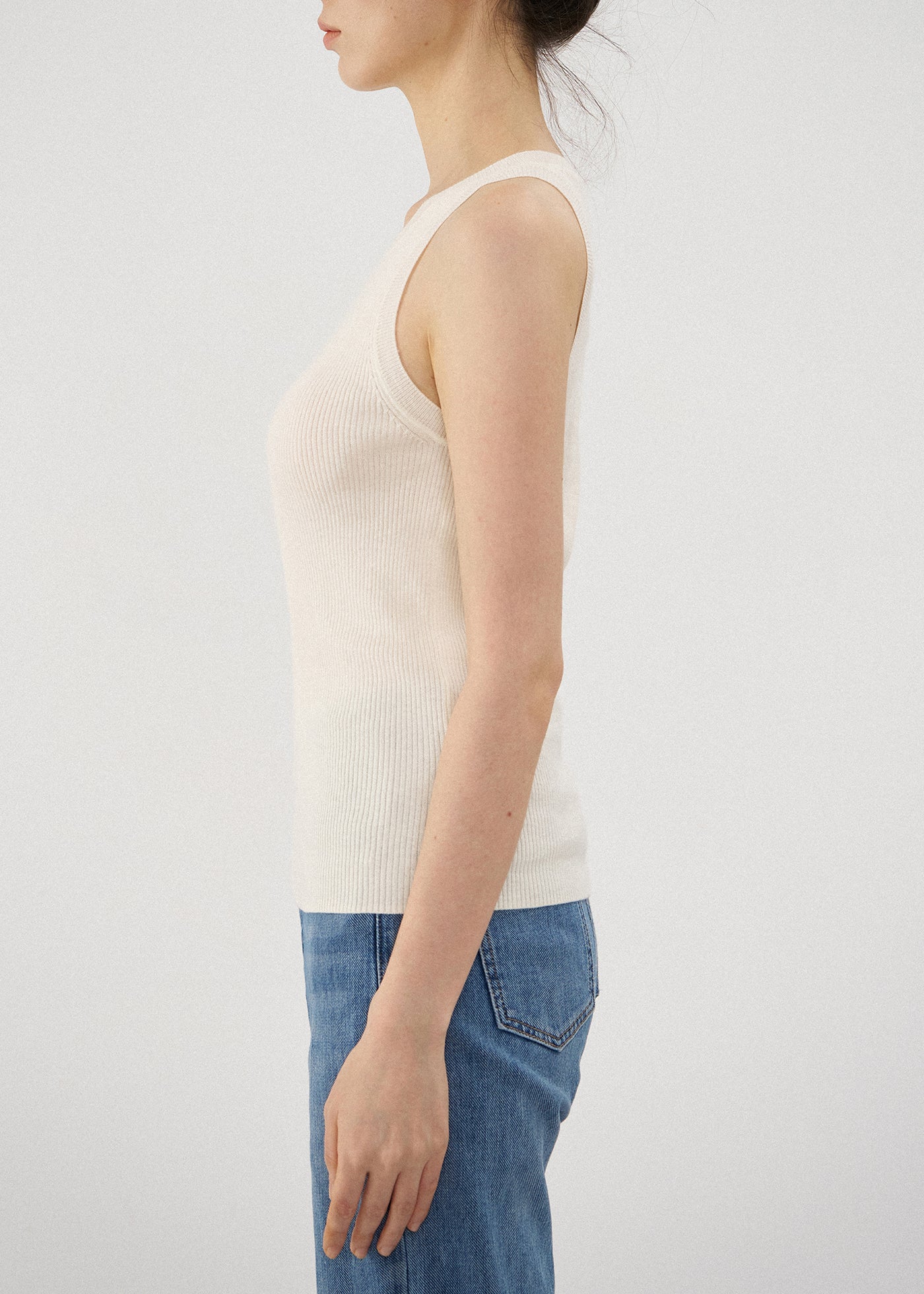N.2405 RIBBED TANK
