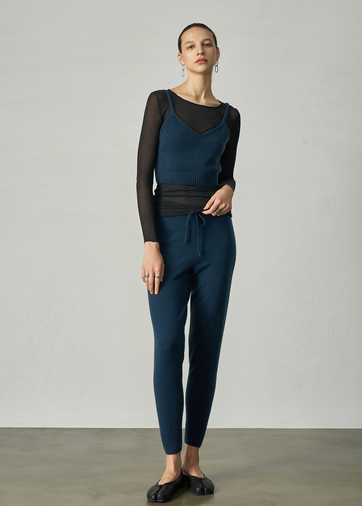 442 CASHMERE BRALETTE SBE