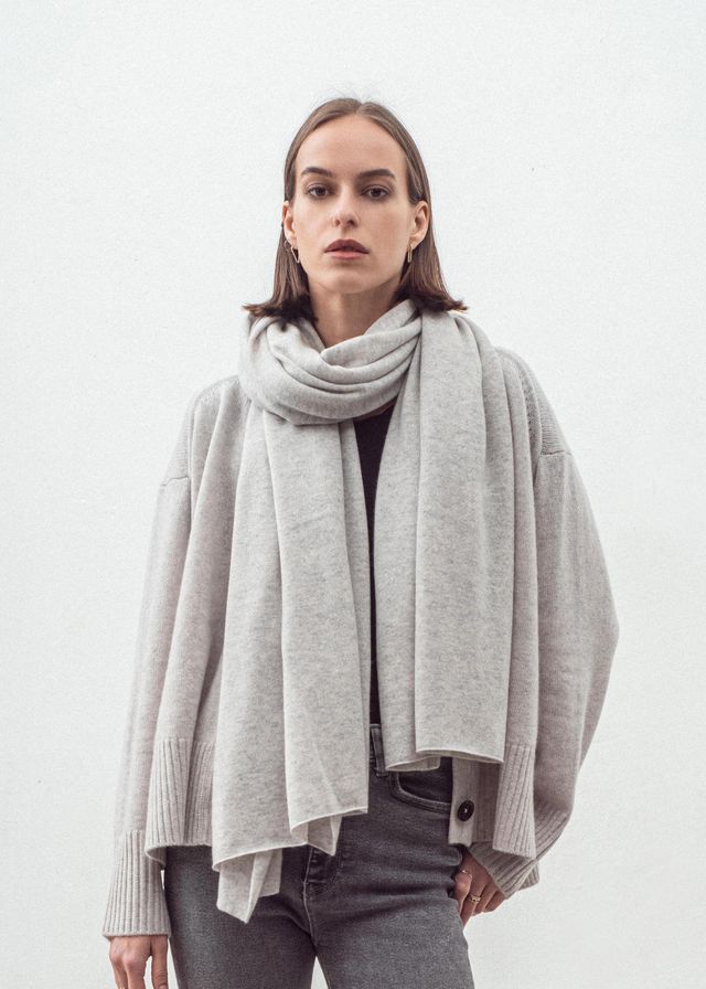 N.51 CASHMERE TRAVEL WRAP