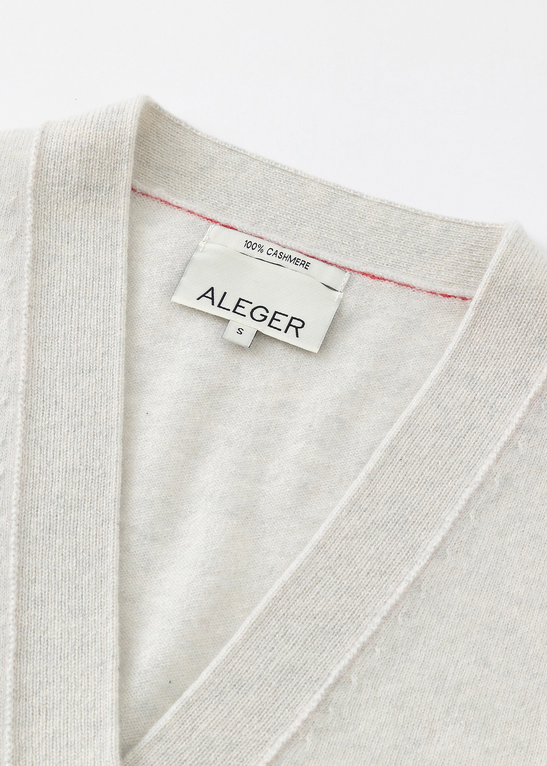 N.09 CASHMERE SEAM DETAIL CARDI