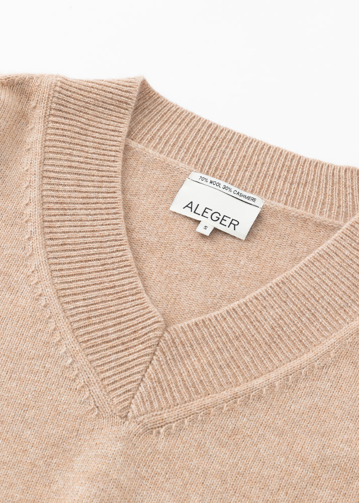 N.136 OVERSIZED V NECK