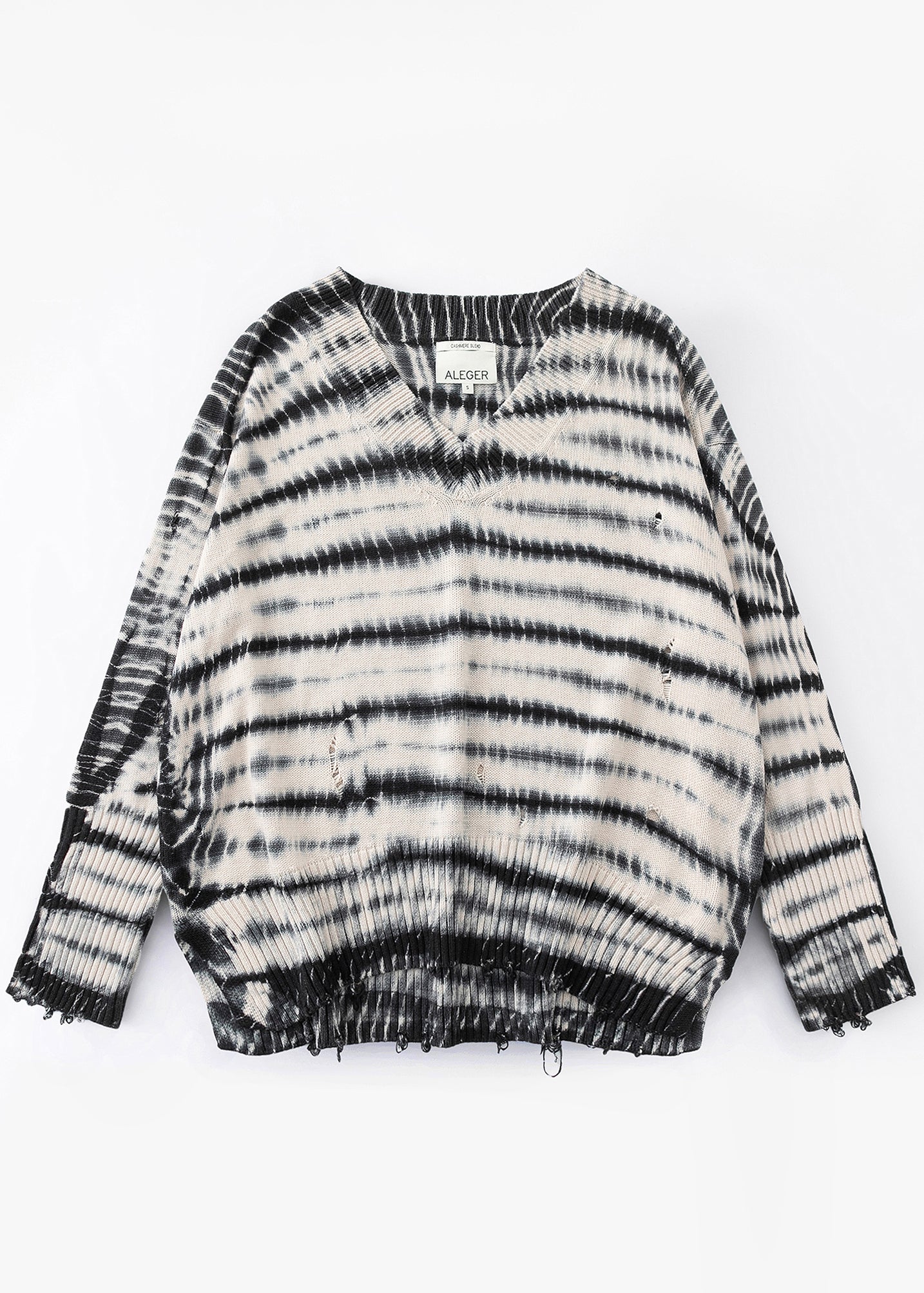 N.92 ZEBRA DYE DISTRESSED OVERSIZED V NECK