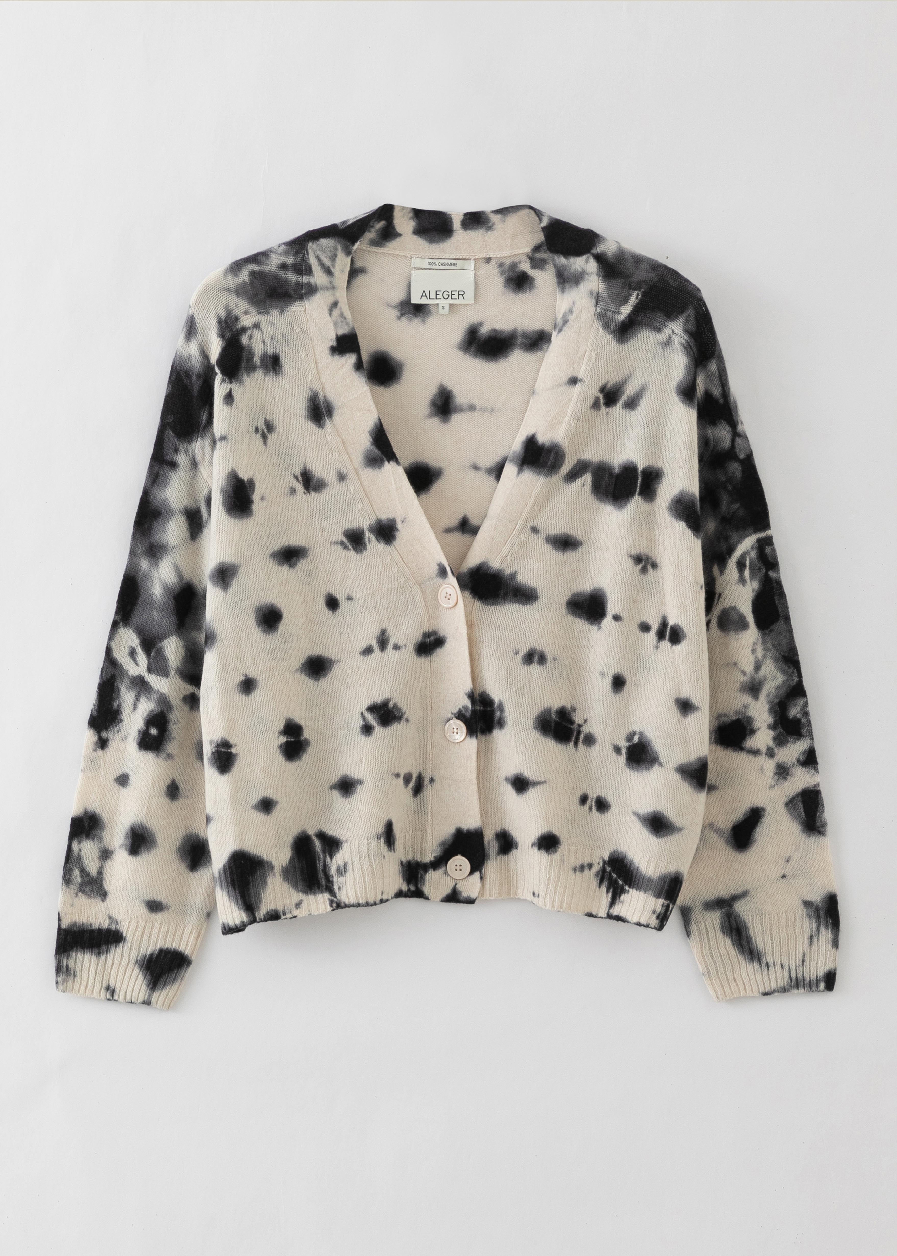 N.275 CASHMERE FEATHER WEIGHT CARDI