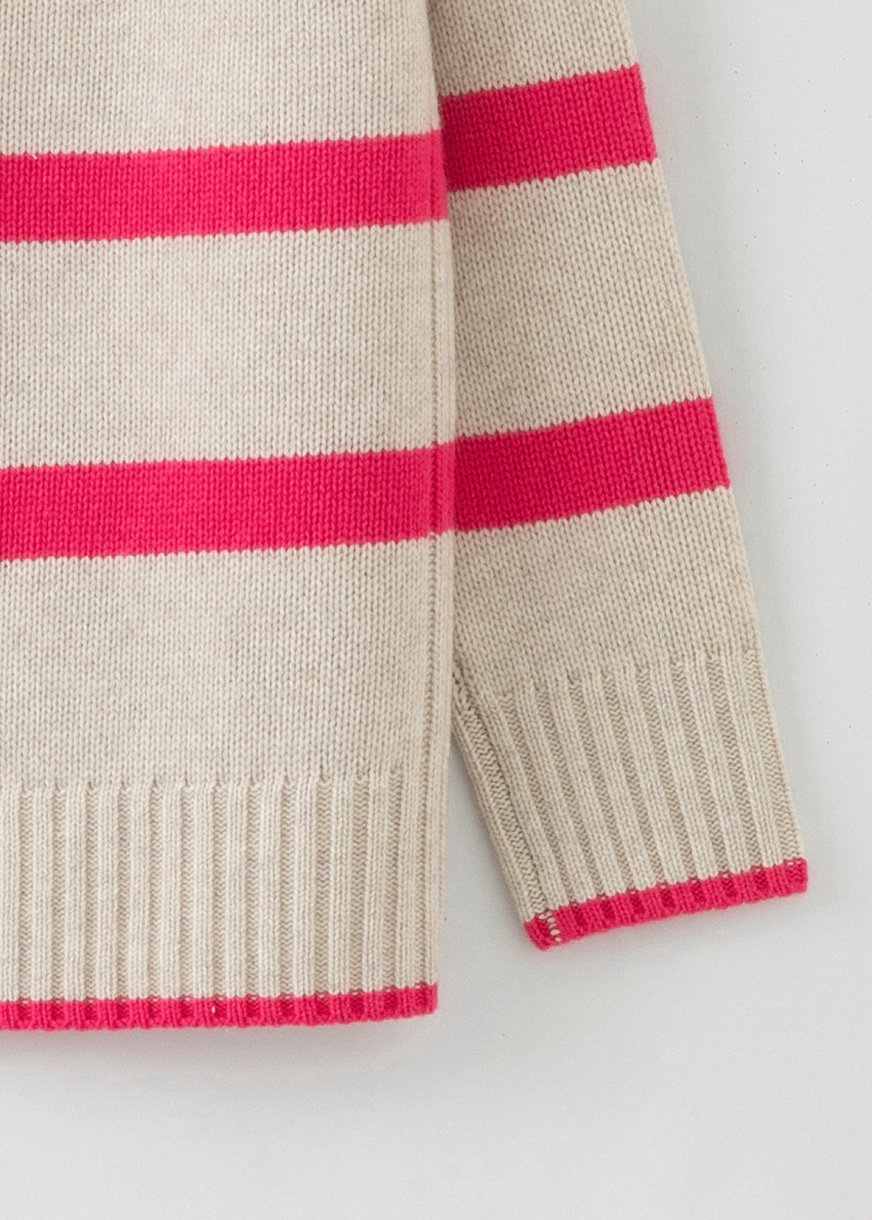 N.327 MULTI STRIPE V NECK