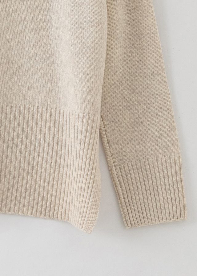 N.136 OVERSIZED V NECK
