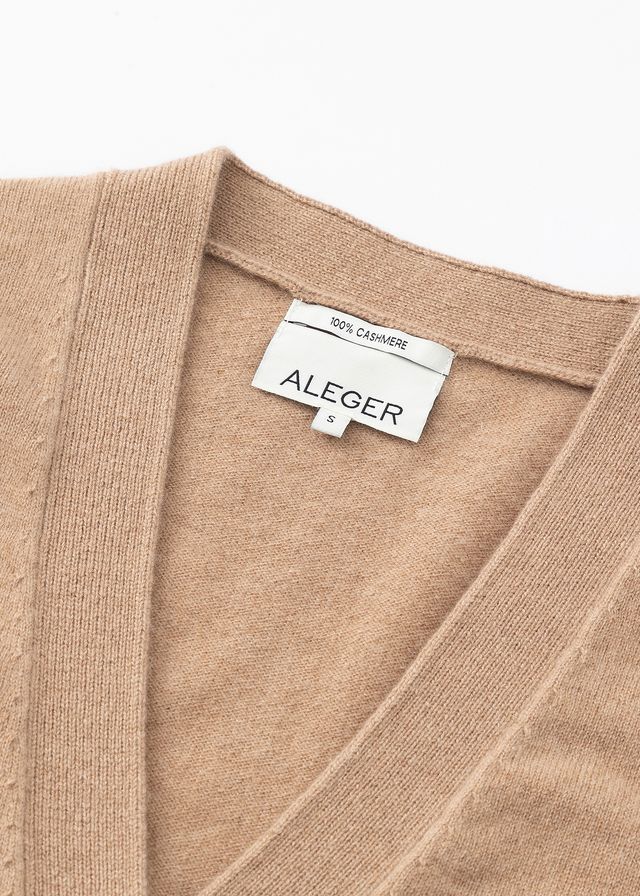N.09 CASHMERE SEAM DETAIL CARDI