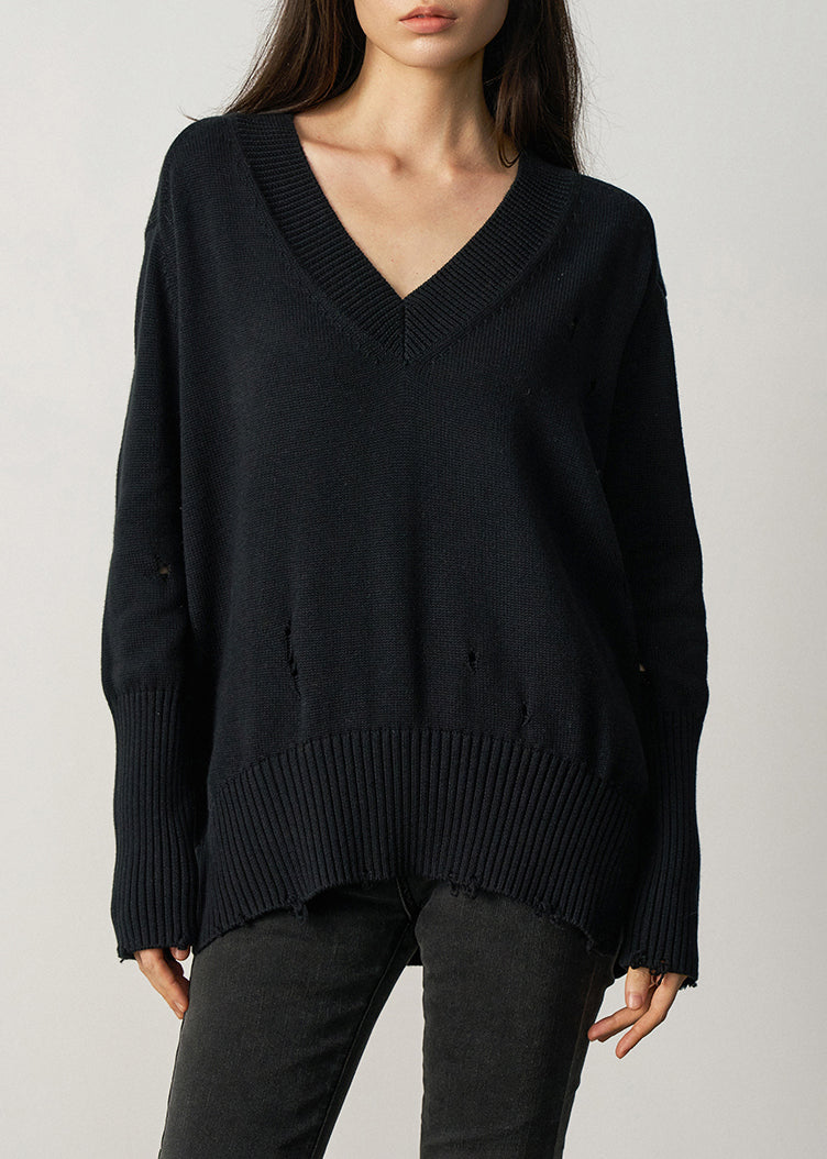 N.92 DISTRESSED OVERSIZED V NECK - BLACK