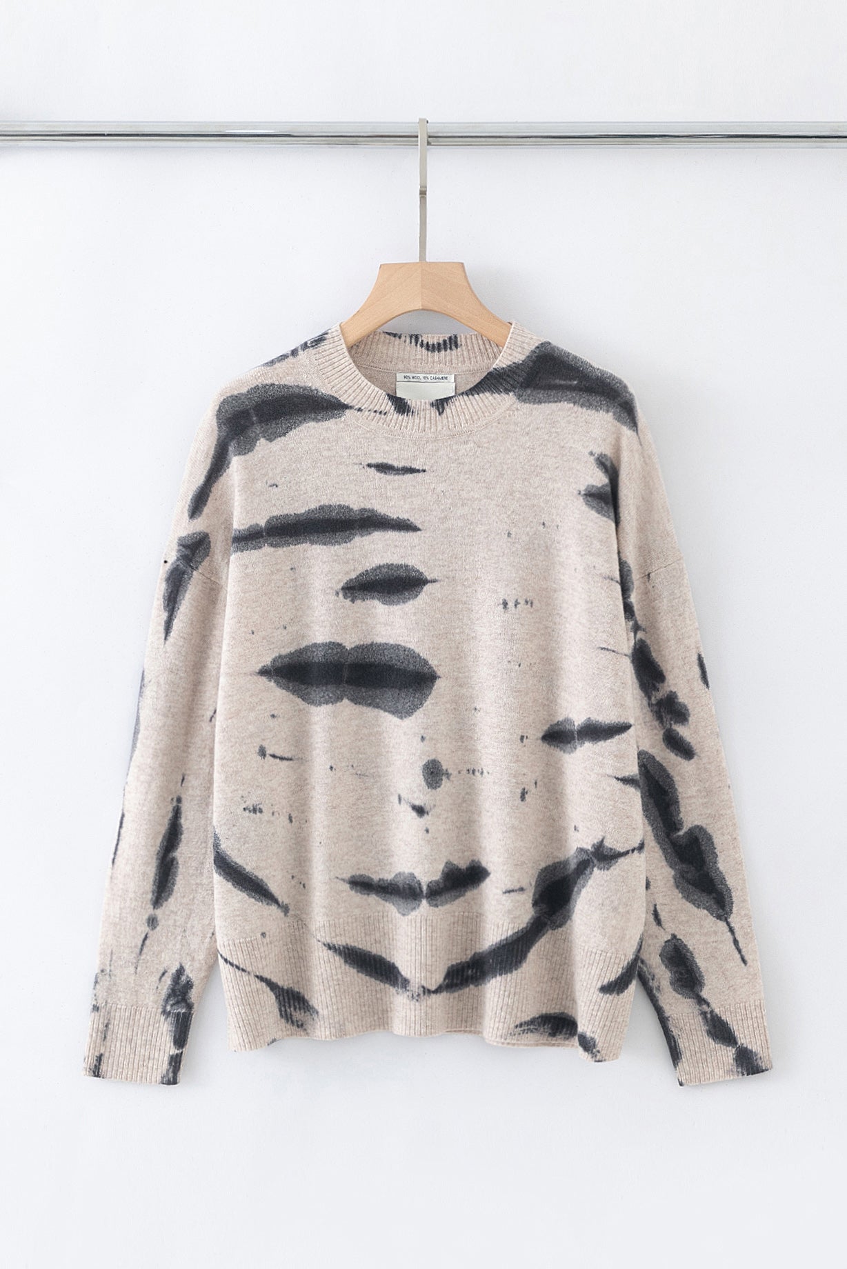 N.20 CASHMERE BLEND OVERSIZE TIE DYE CREW  - Only XS,S Left