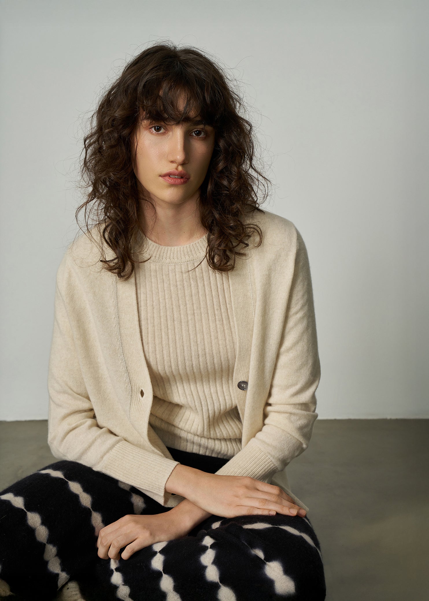 N.09 CASHMERE SEAM DETAIL CARDI