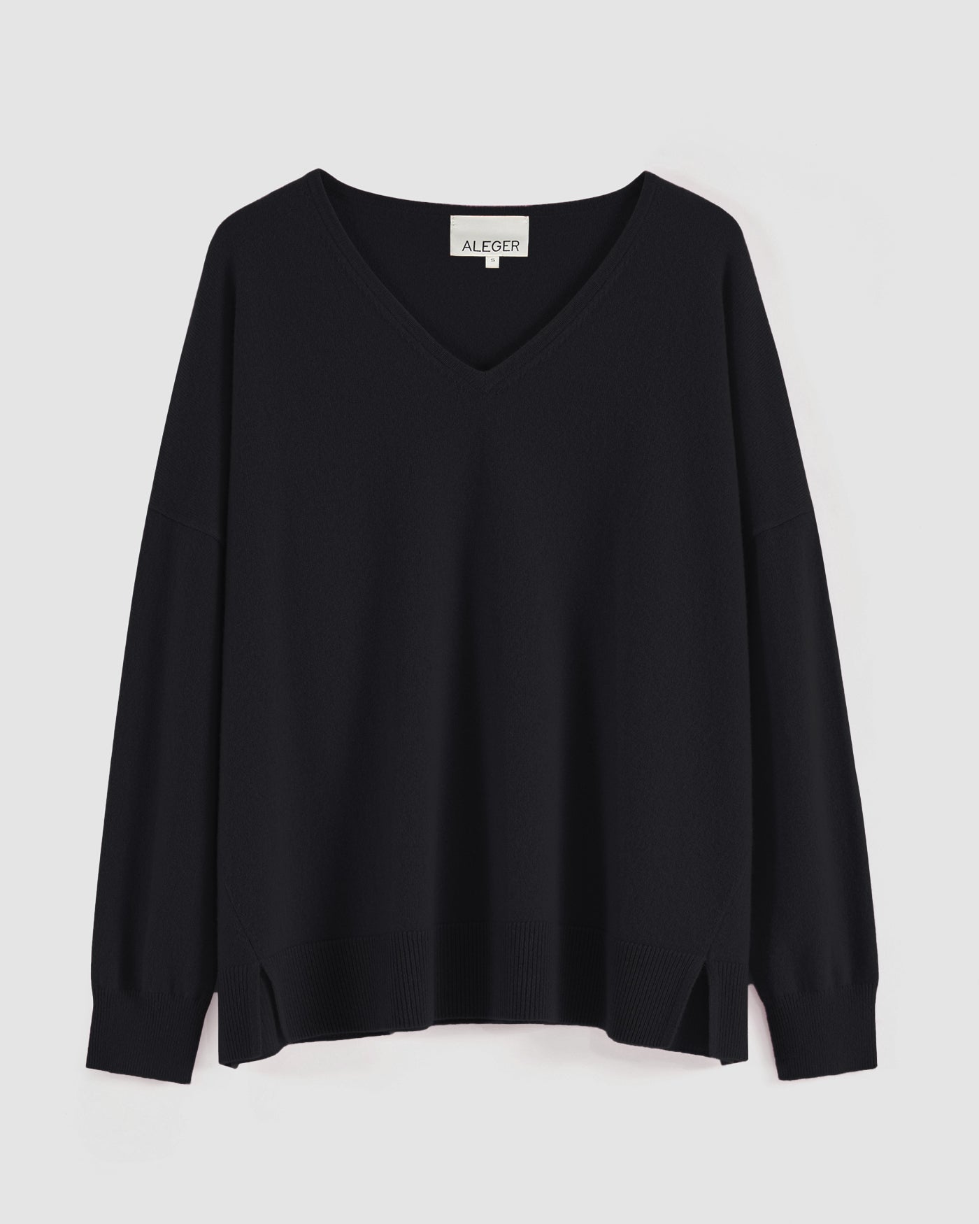 103 CLASSIC V-NECK