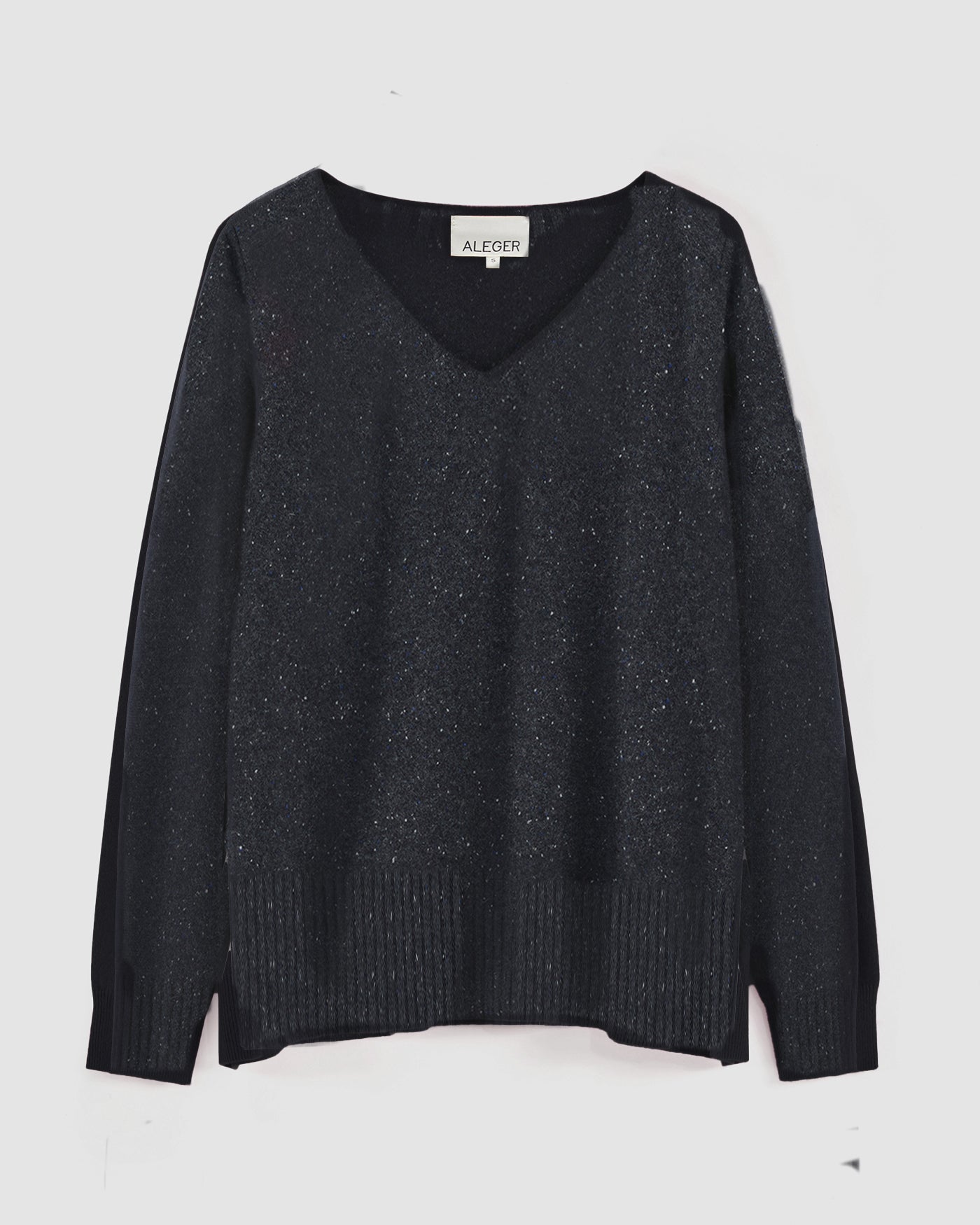 103 CLASSIC V-NECK