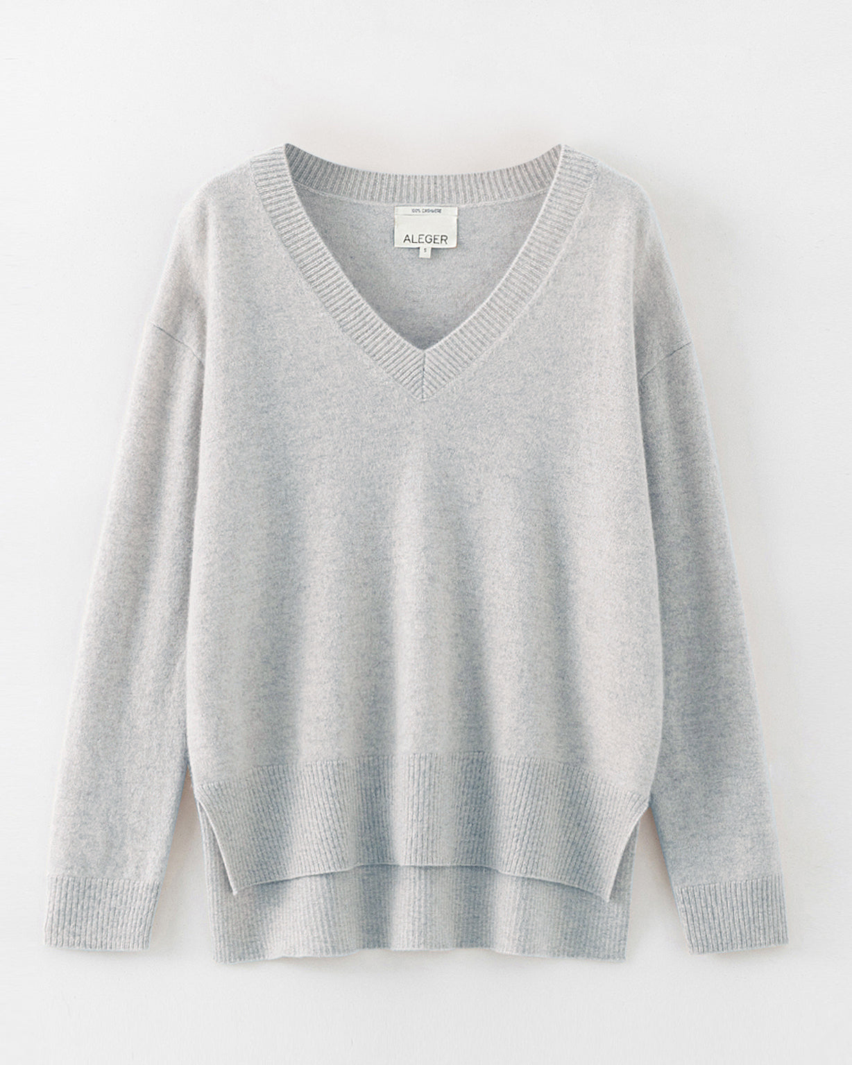 N.21 CASHMERE BLEND OVERSIZED HIGH LOW V NECK - FROST