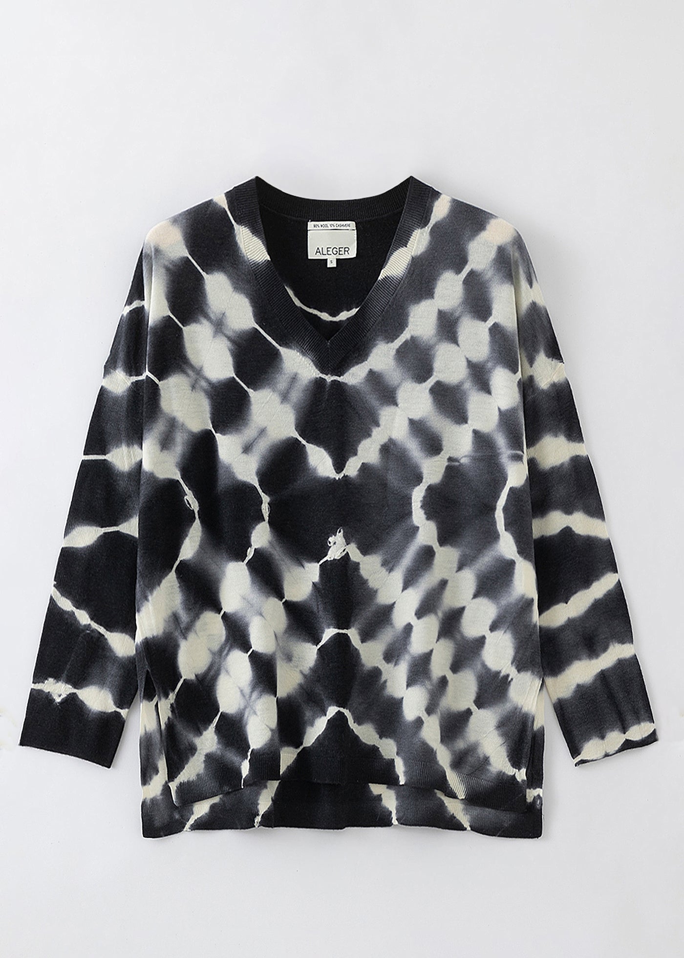N.2119D CASHMERE BLEND SUMMER V-NECK: WHITE LINES