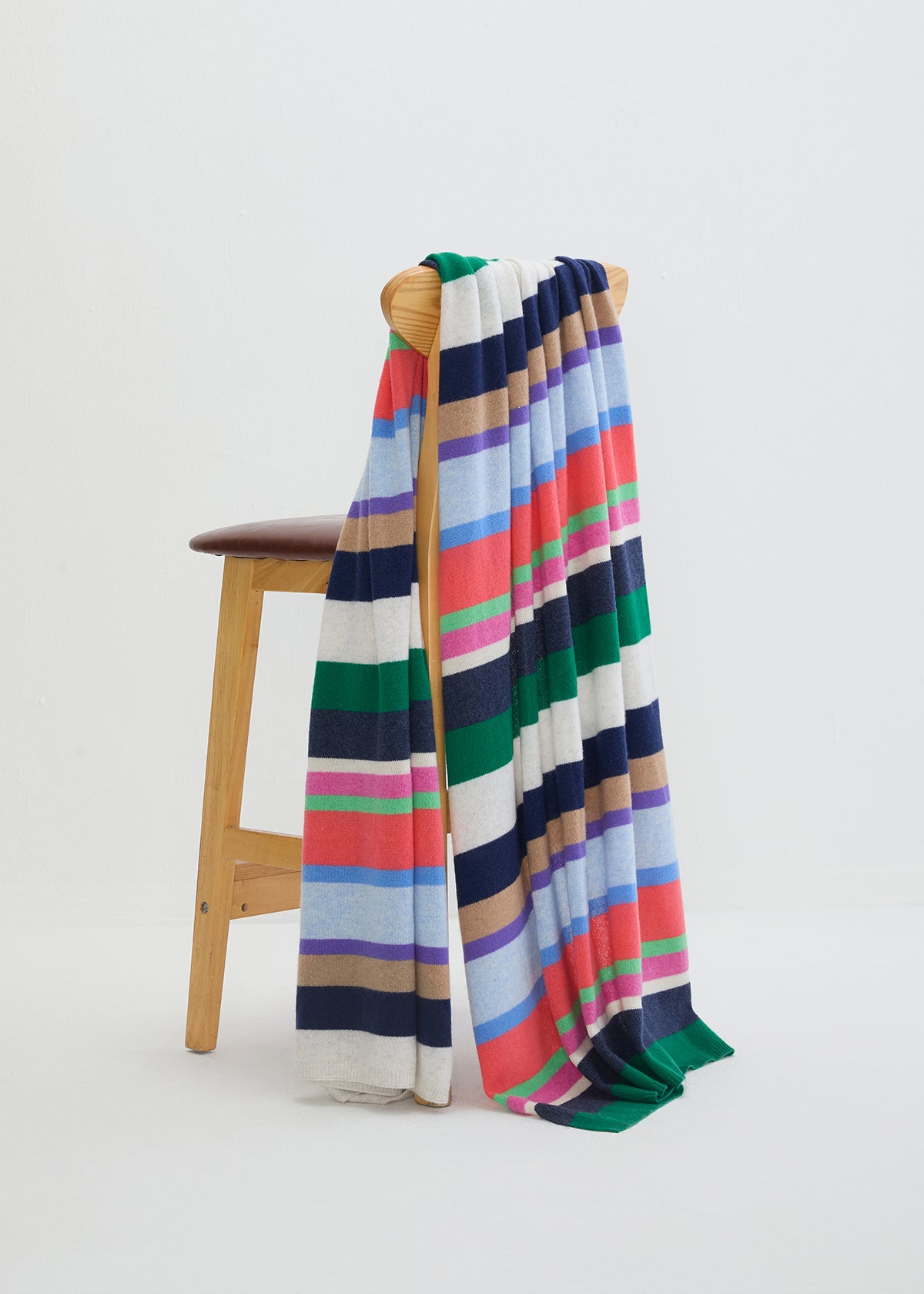 N.2146CA-SPO 100% CASHMERE STRIPED TRAVEL WRAP