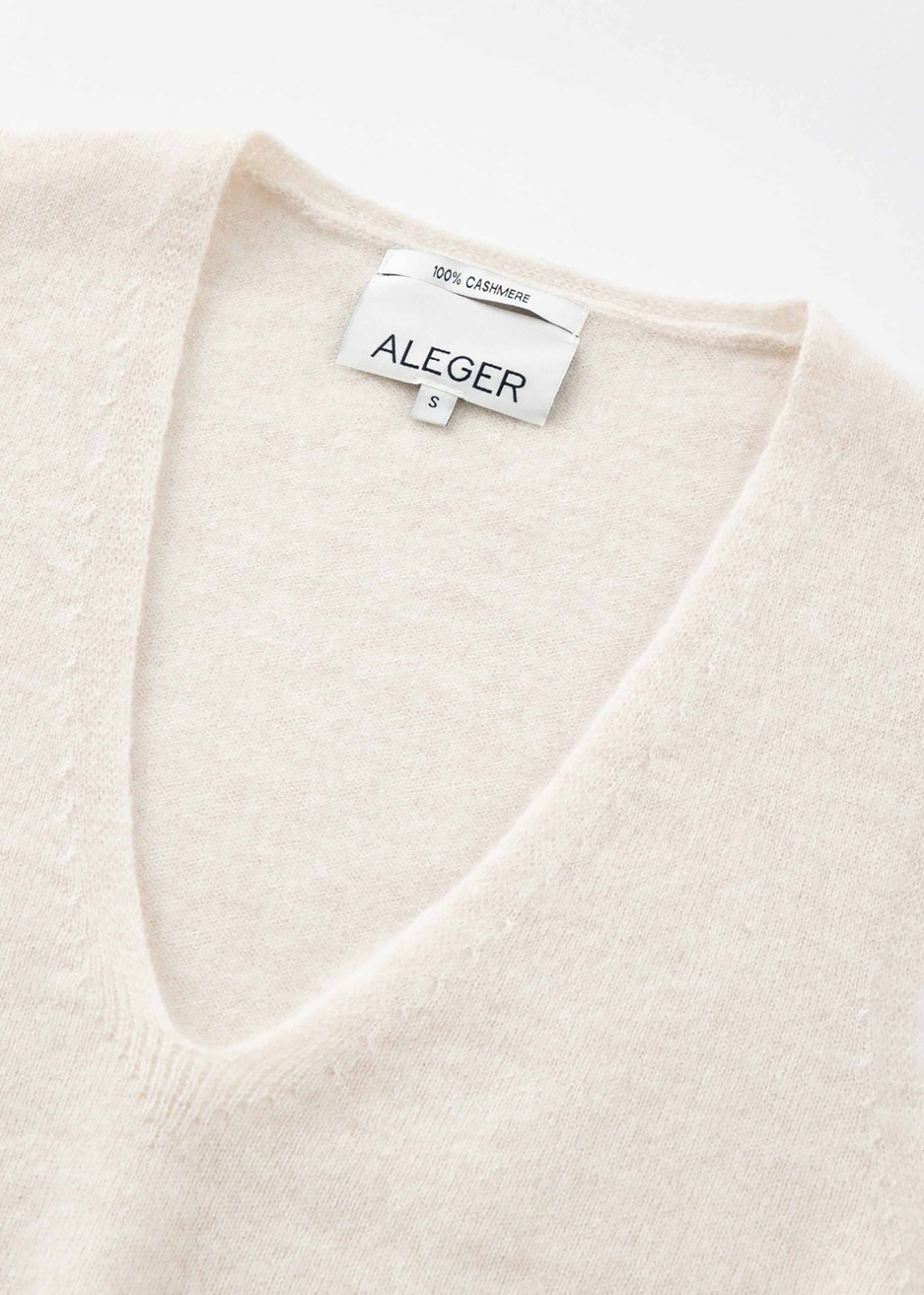 N.2180 CASHMERE TANK: PEARL