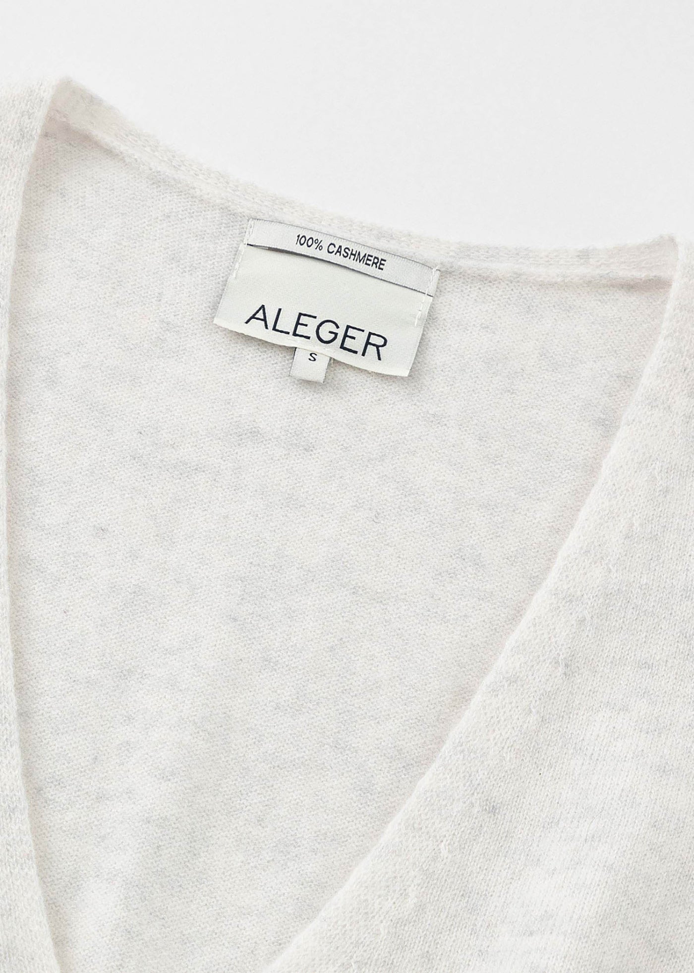 180 CASHMERE CLASSIC TANK TRY