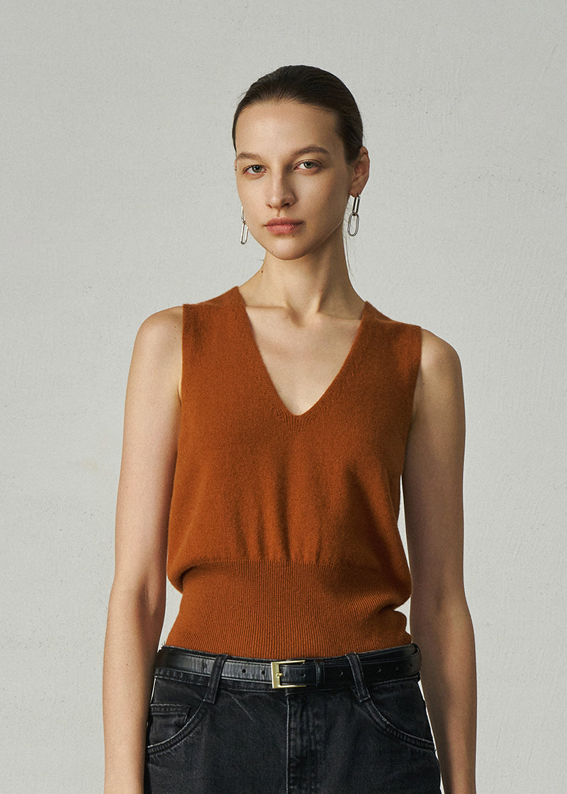 35 CASHMERE LOW V TANK GGR