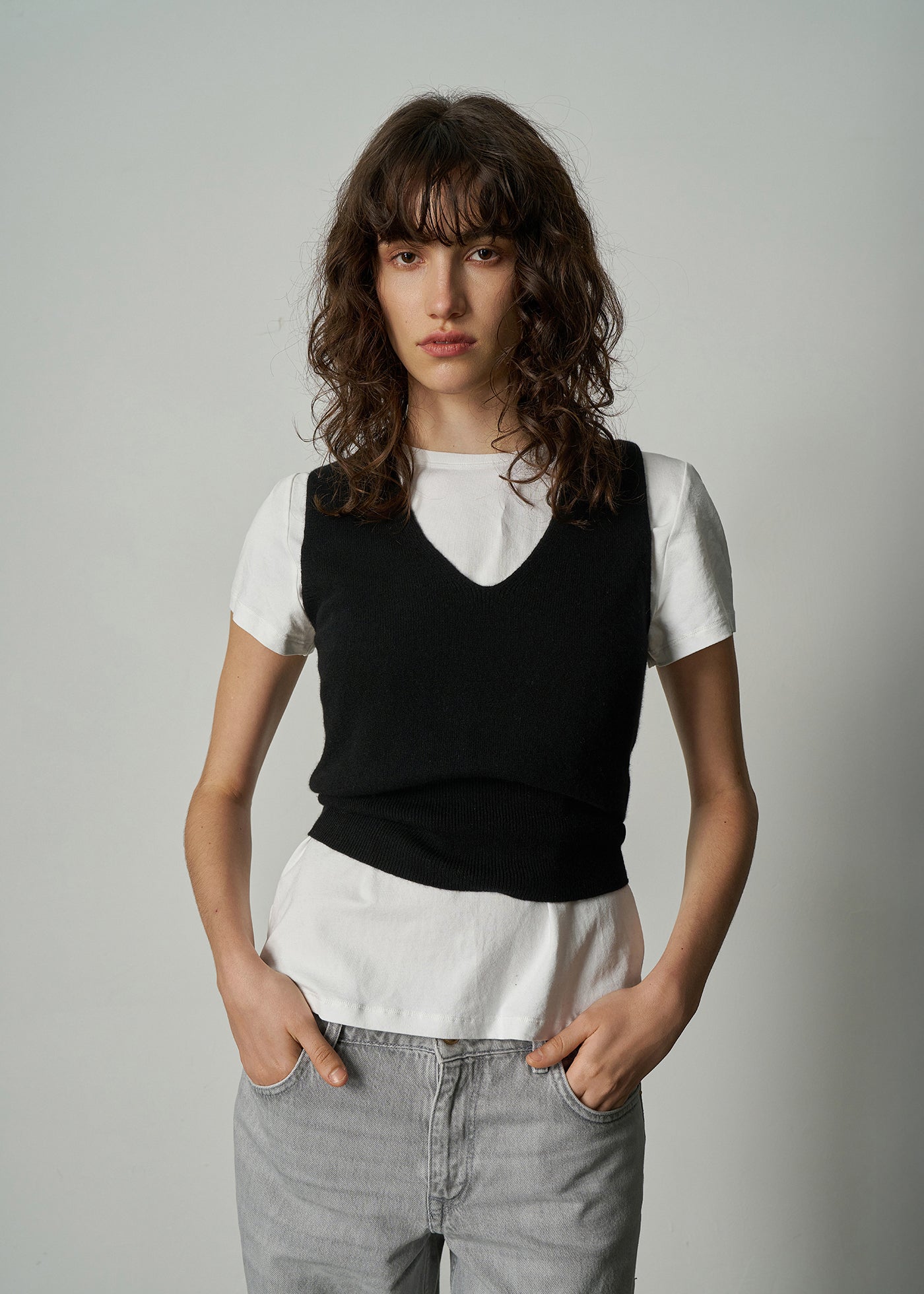 180 CASHMERE CLASSIC TANK BLK