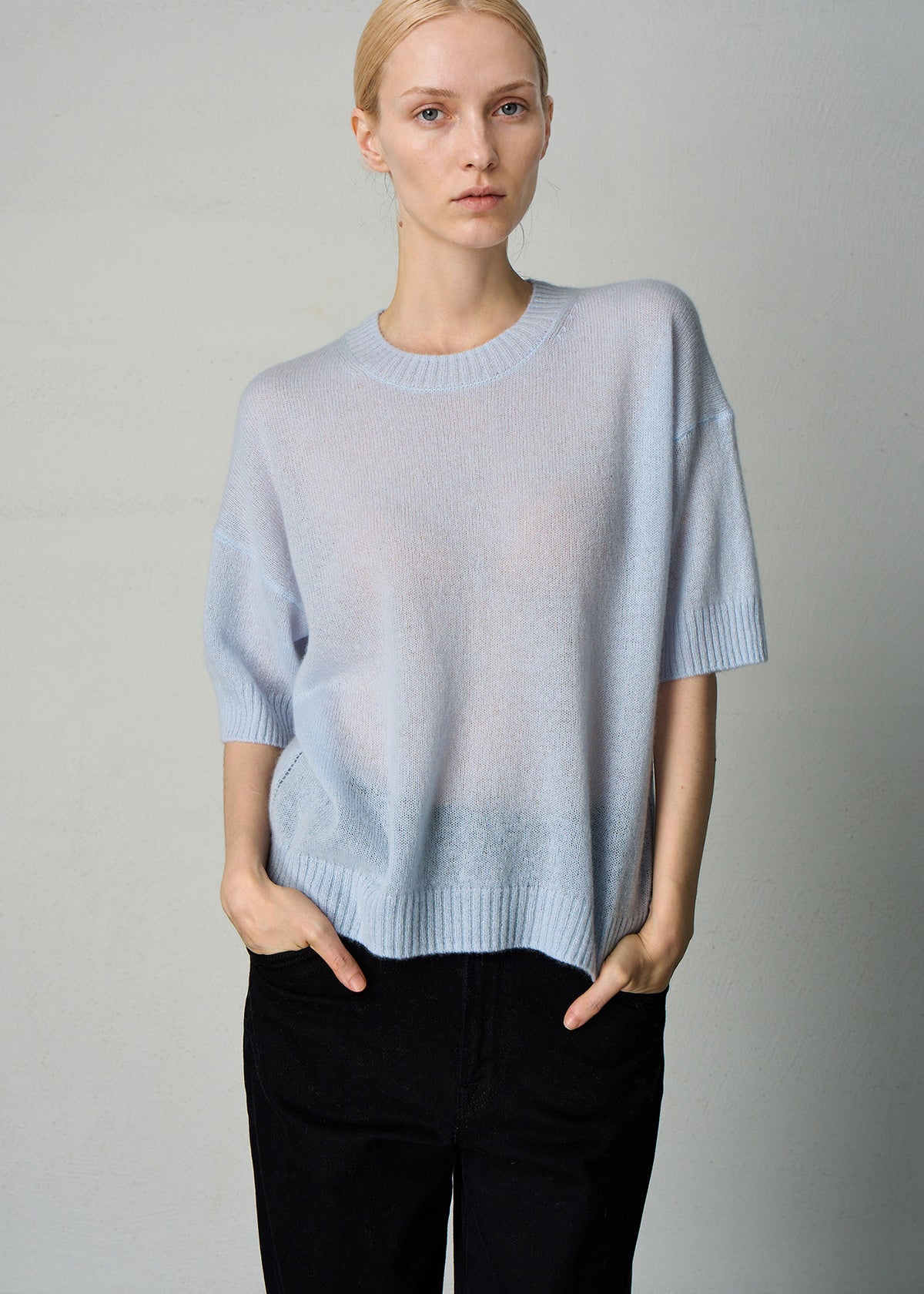 273 CASHMERE FEATHERWEIGHT TOP WBL