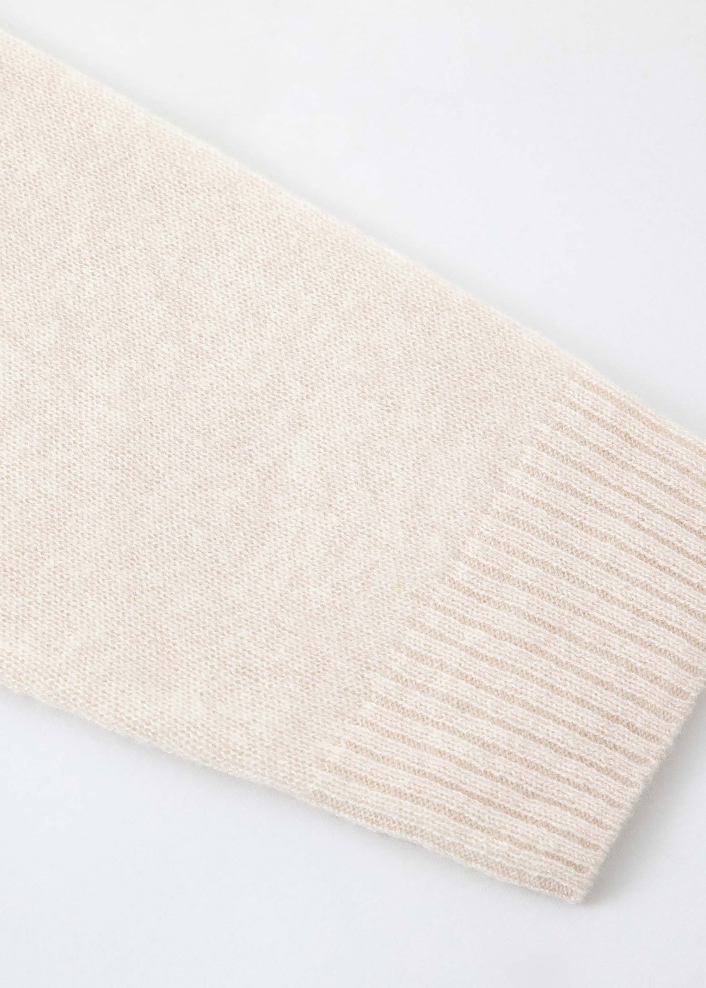 N.2275 CASHMERE FEATHER WEIGHT CARDIGAN: PEARL