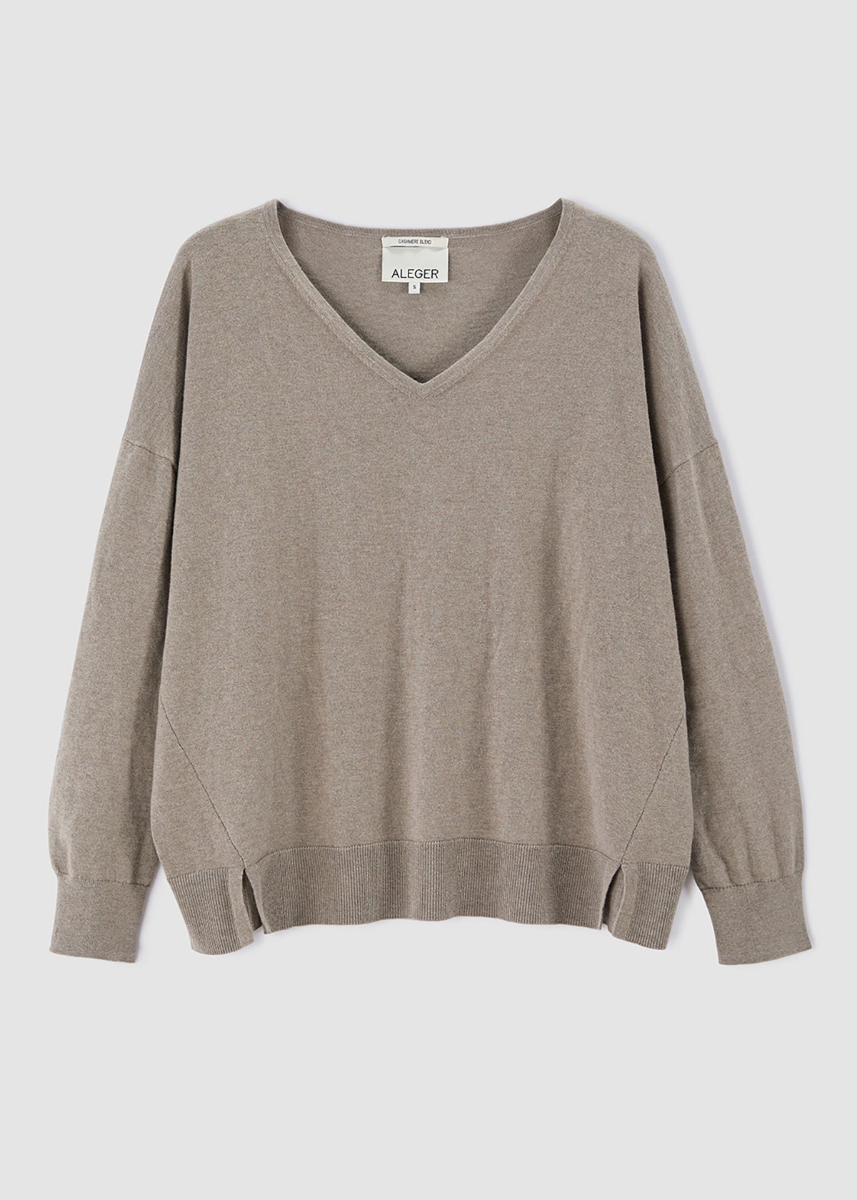 N.2403 CLASSIC V-NECK