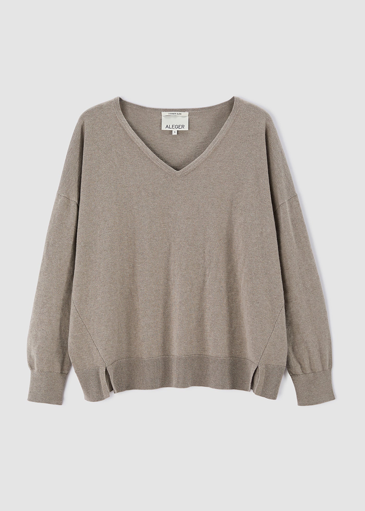 N.2403 CLASSIC V-NECK