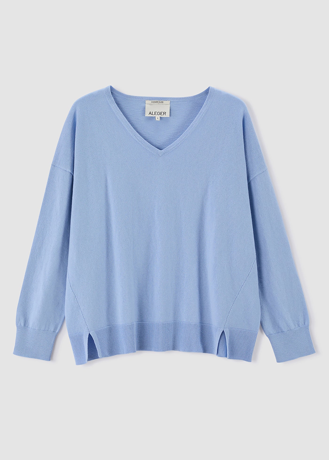 N.2403 CLASSIC V-NECK