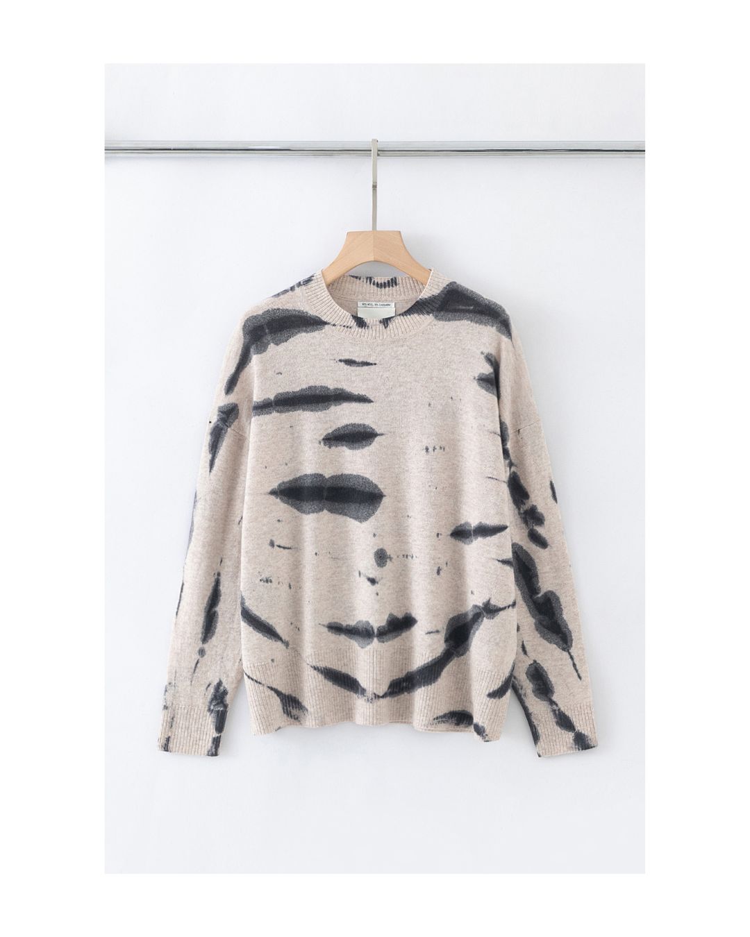 N.20 CASHMERE BLEND OVERSIZE TIE DYE CREW  - Only XS,S Left