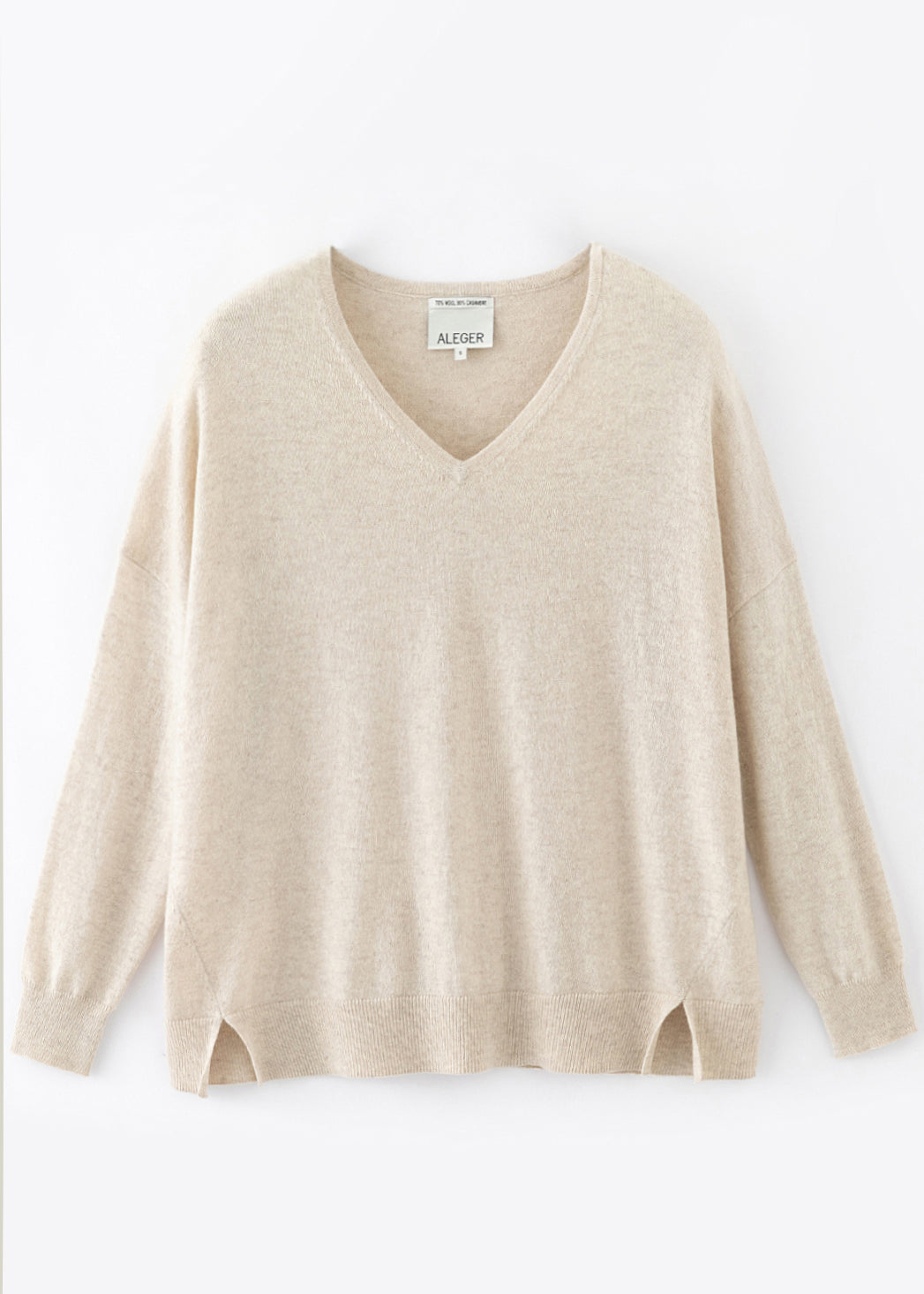 N.29 CASHMERE CLASSIC V NECK