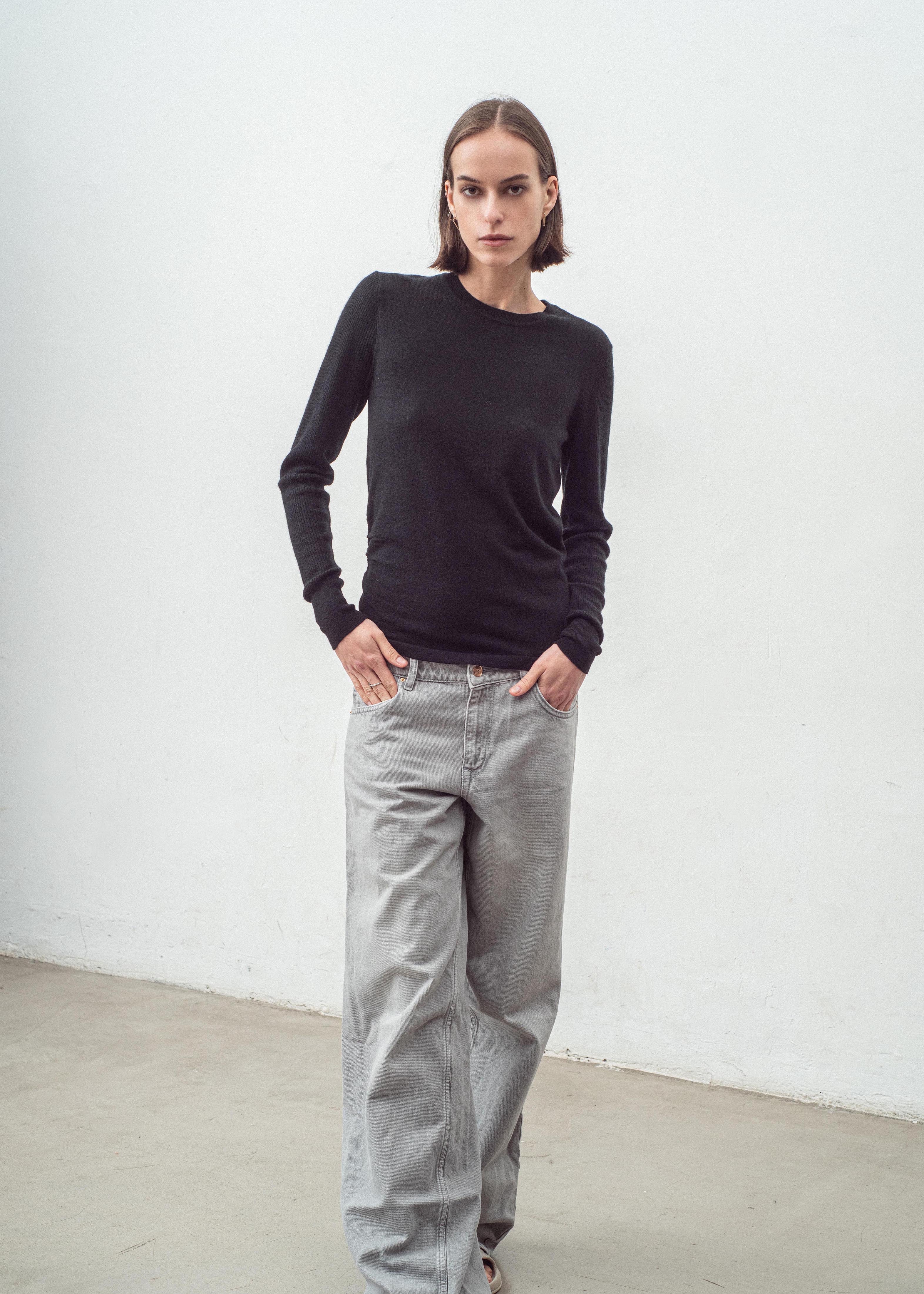 N.314 CASHMERE BLEND ROUCHED SEAM TOP BLACK