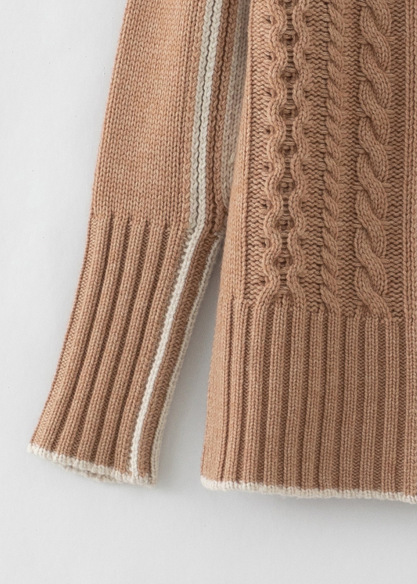 N.324 CASHMERE BLEND CABLE DETAIL FUNNEL NECK ALMOND