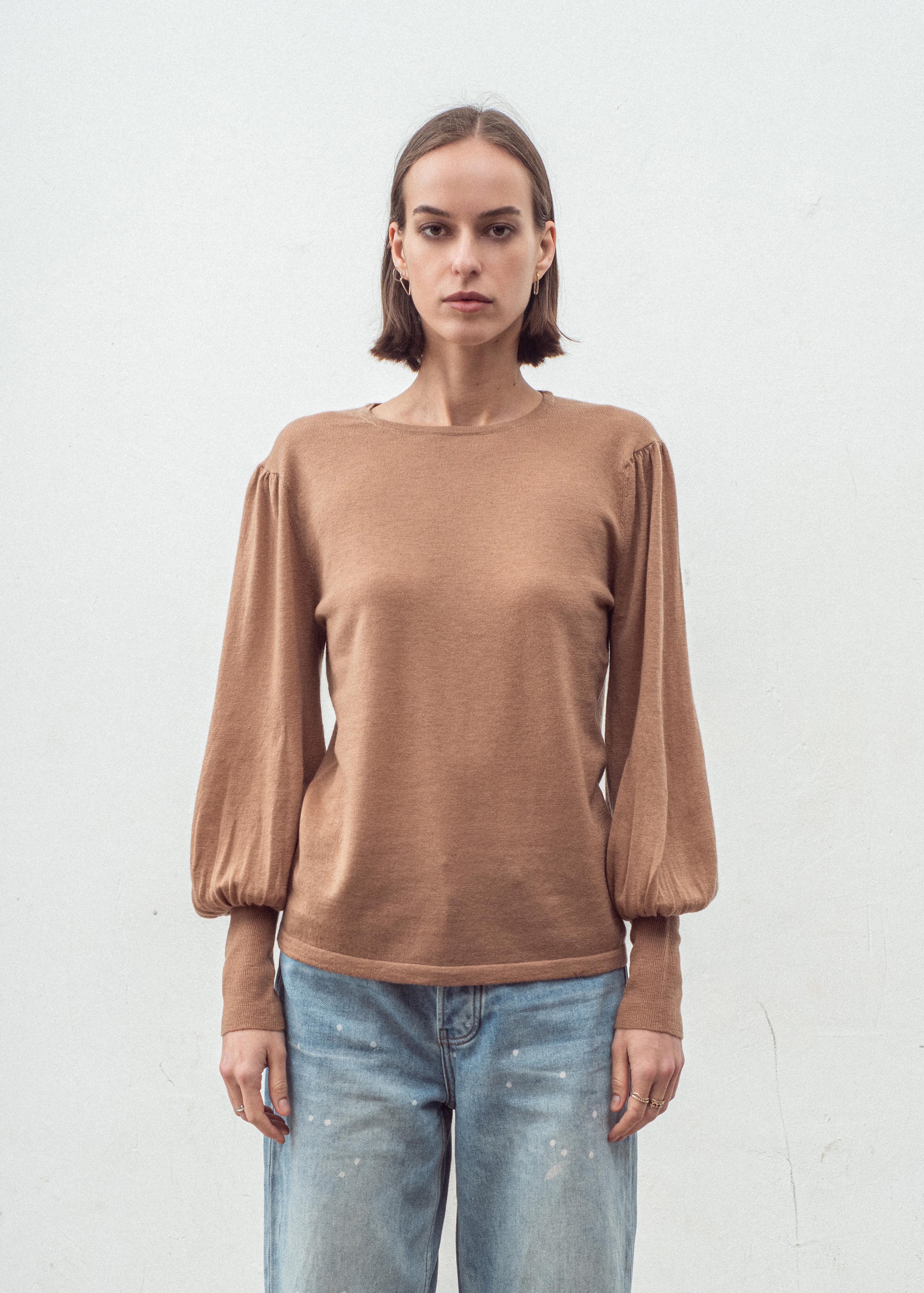 N.33 CASHMERE BLEND BELL SLEEVE TOP SPICE