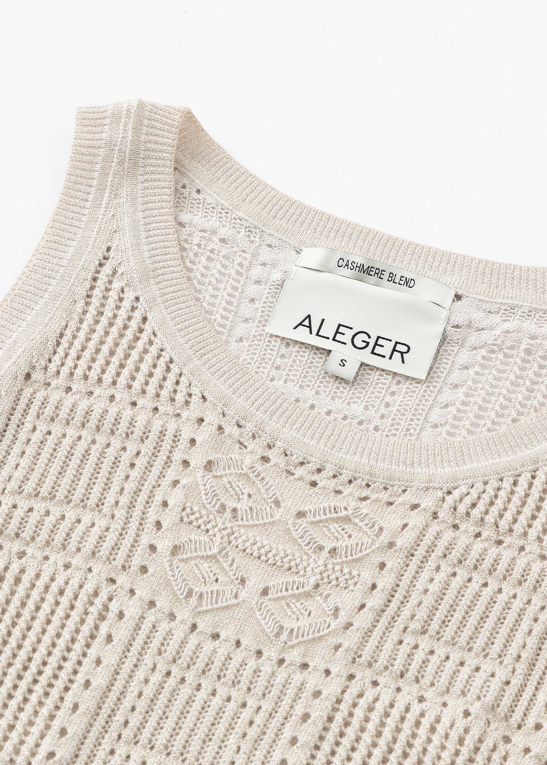 N.340 LACE PATTERNED VEST