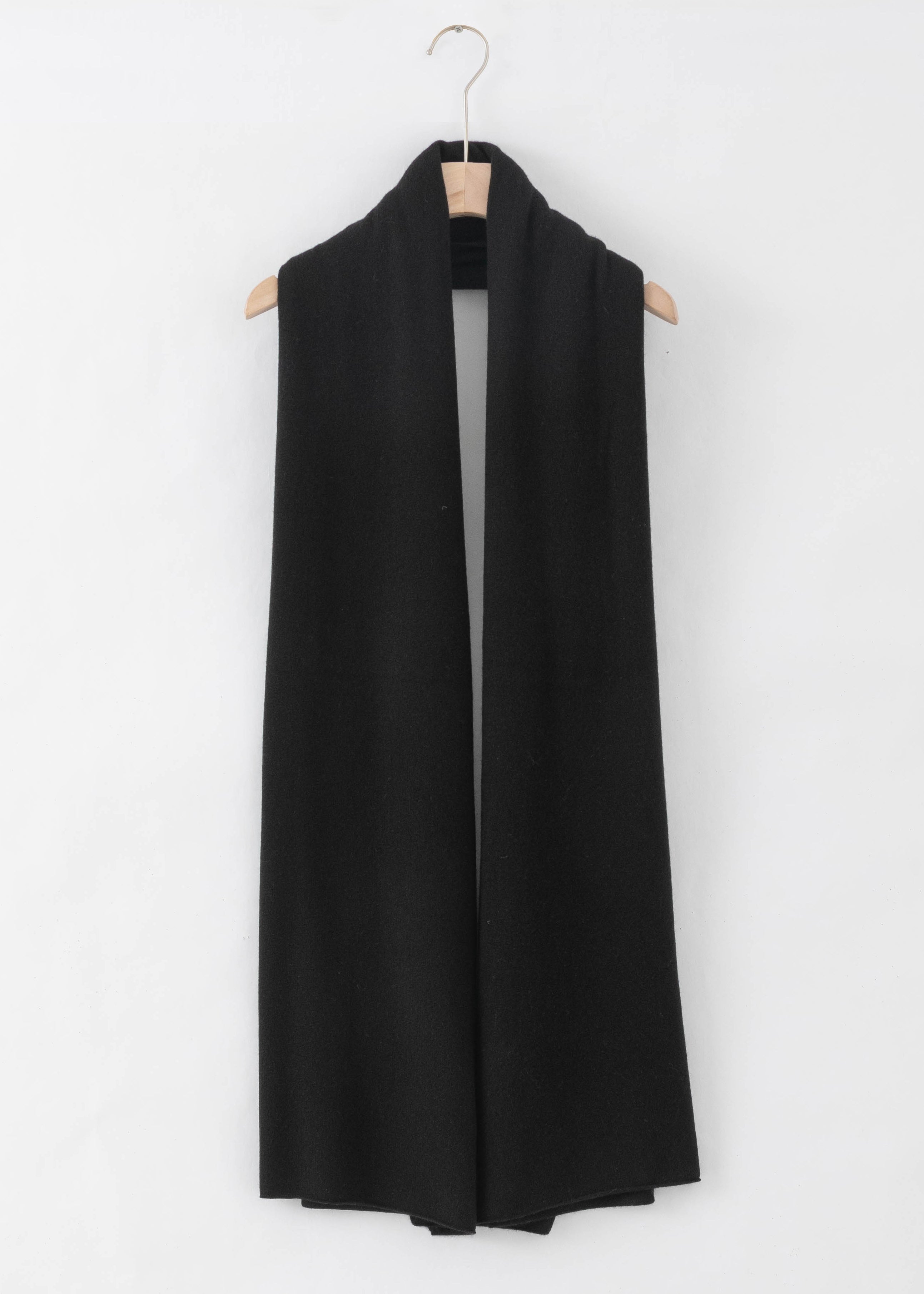 N.51 PURE CASHMERE TRAVEL WRAP BLACK